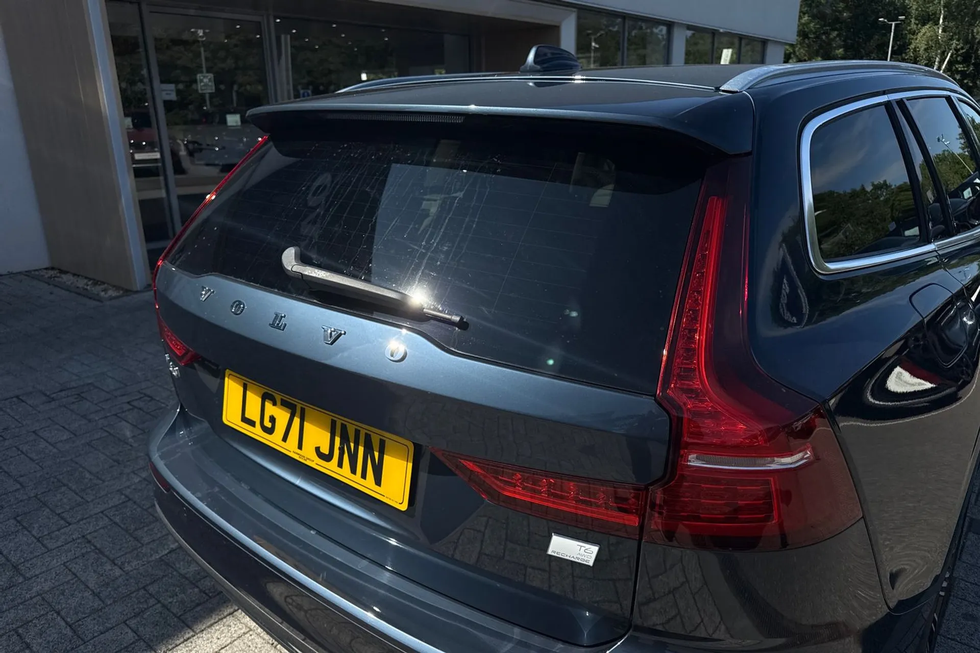 Volvo V60 thumbnail image number 15