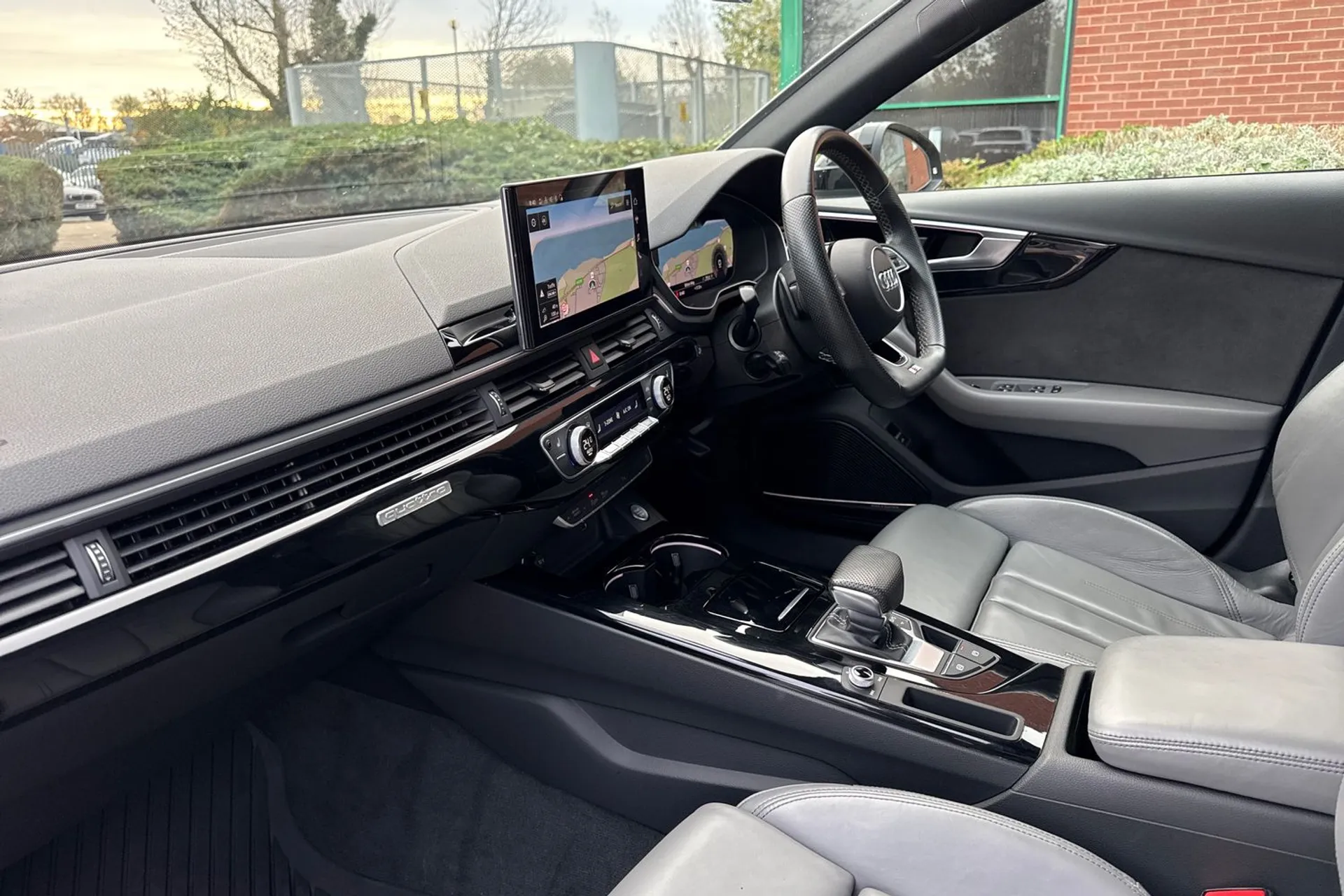 Audi A4 thumbnail image number 34