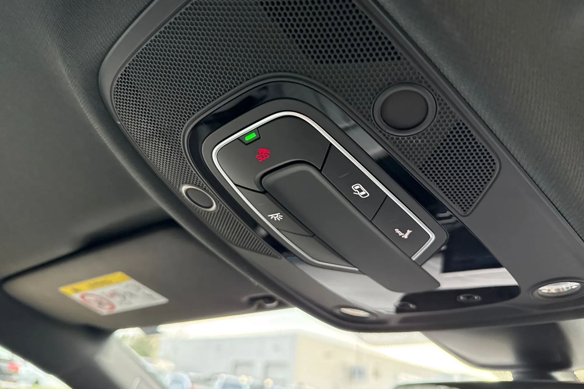 Audi A4 thumbnail image number 50