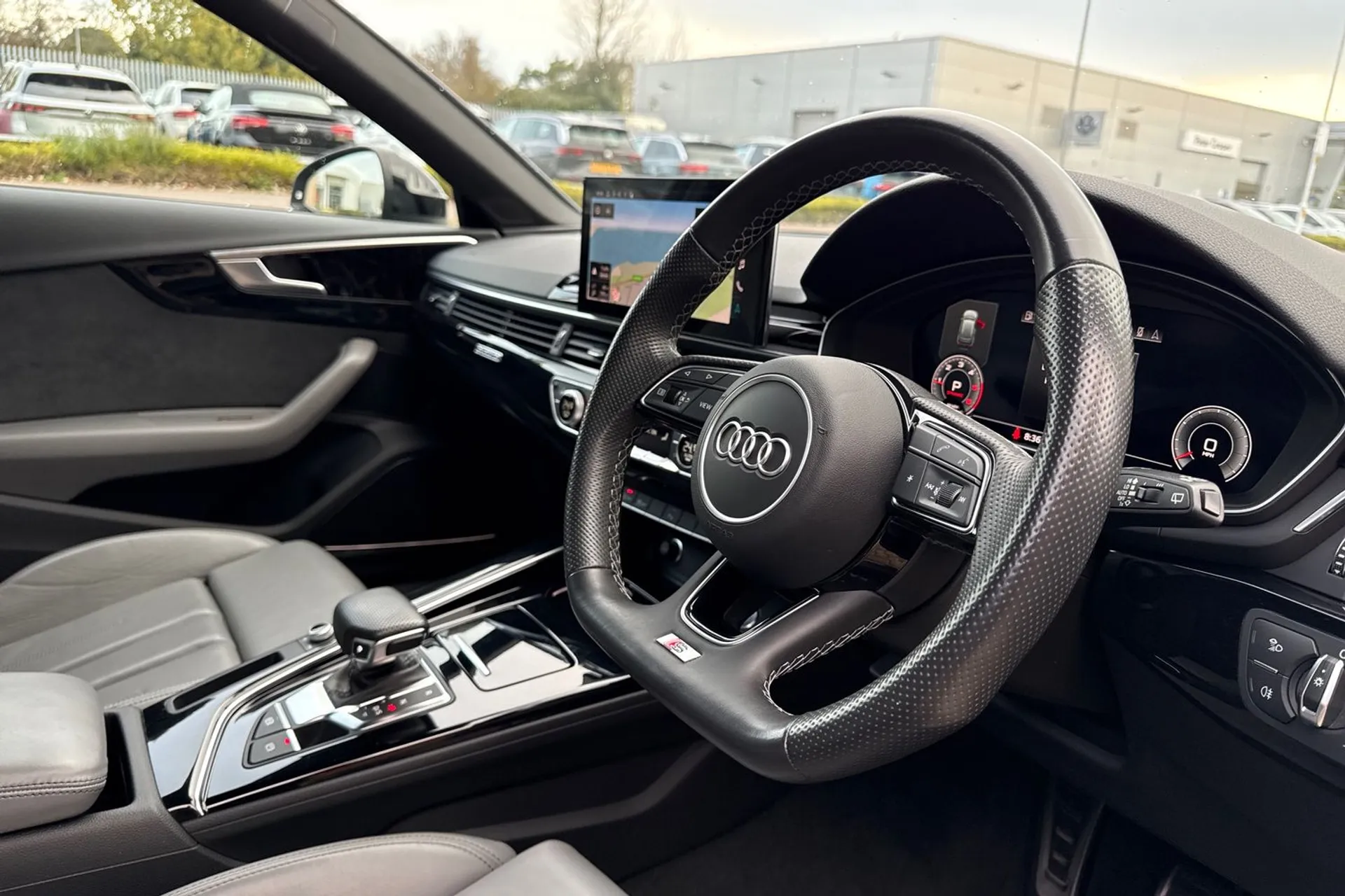 Audi A4 thumbnail image number 32