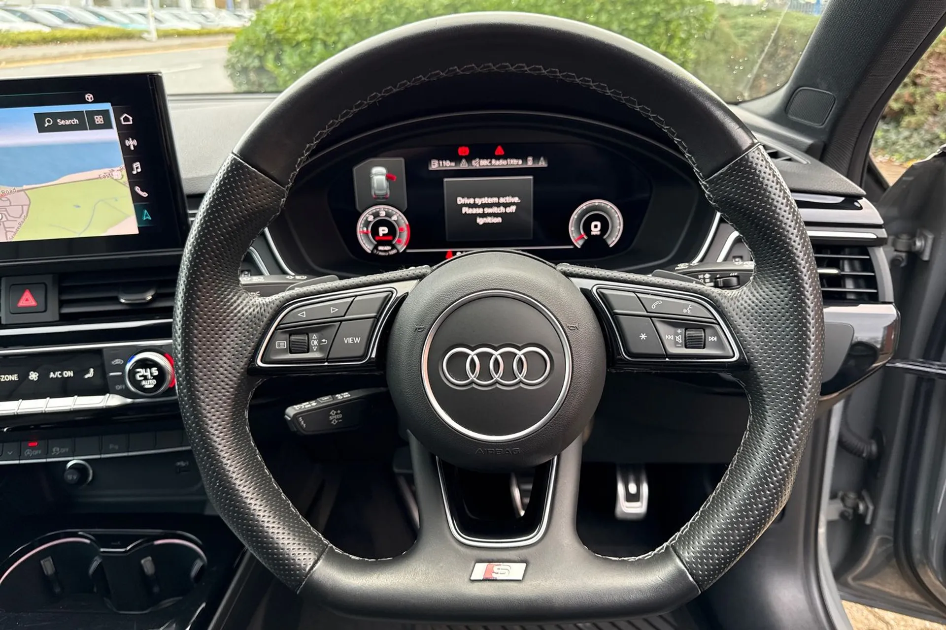 Audi A4 thumbnail image number 44