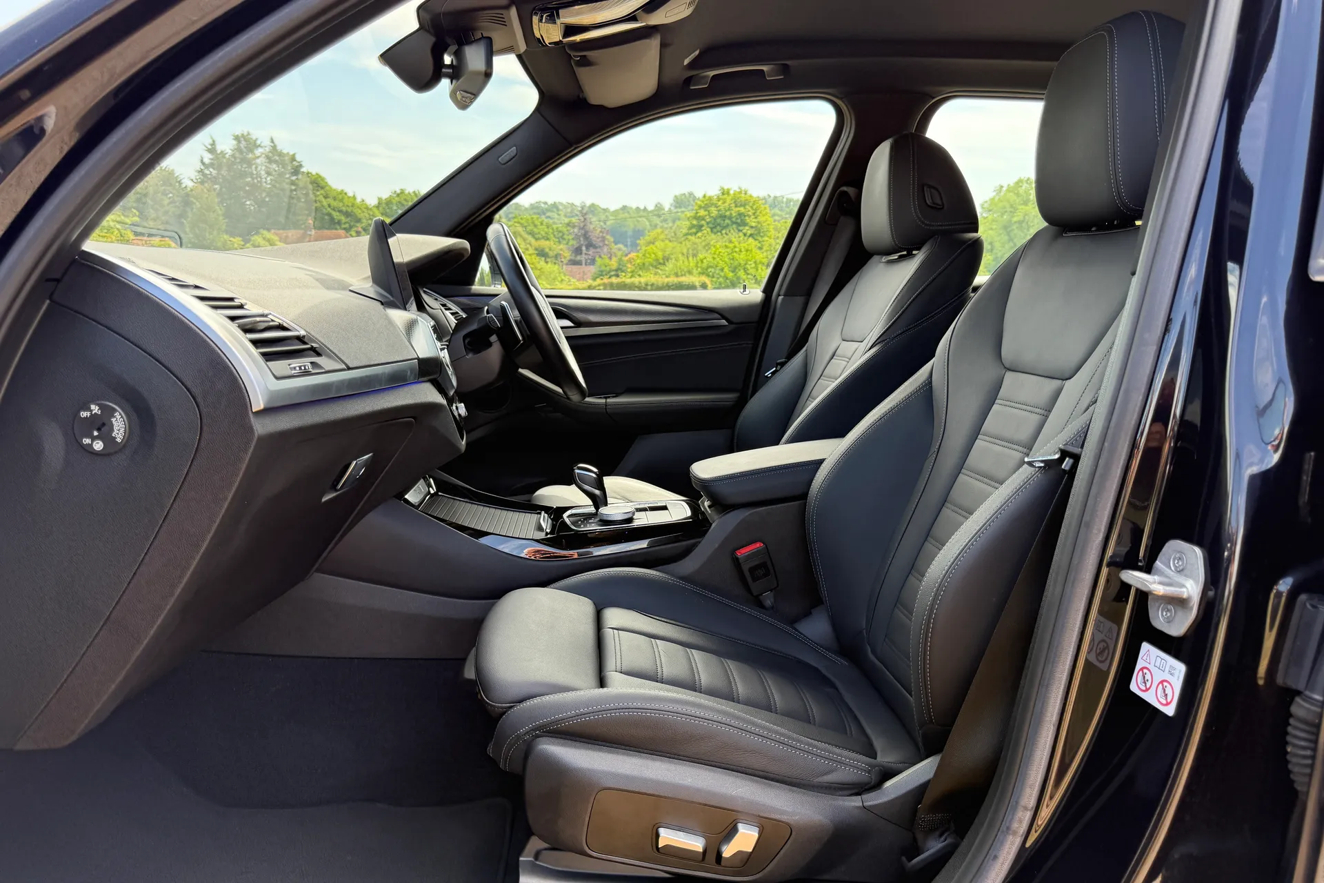 BMW X3 thumbnail image number 27