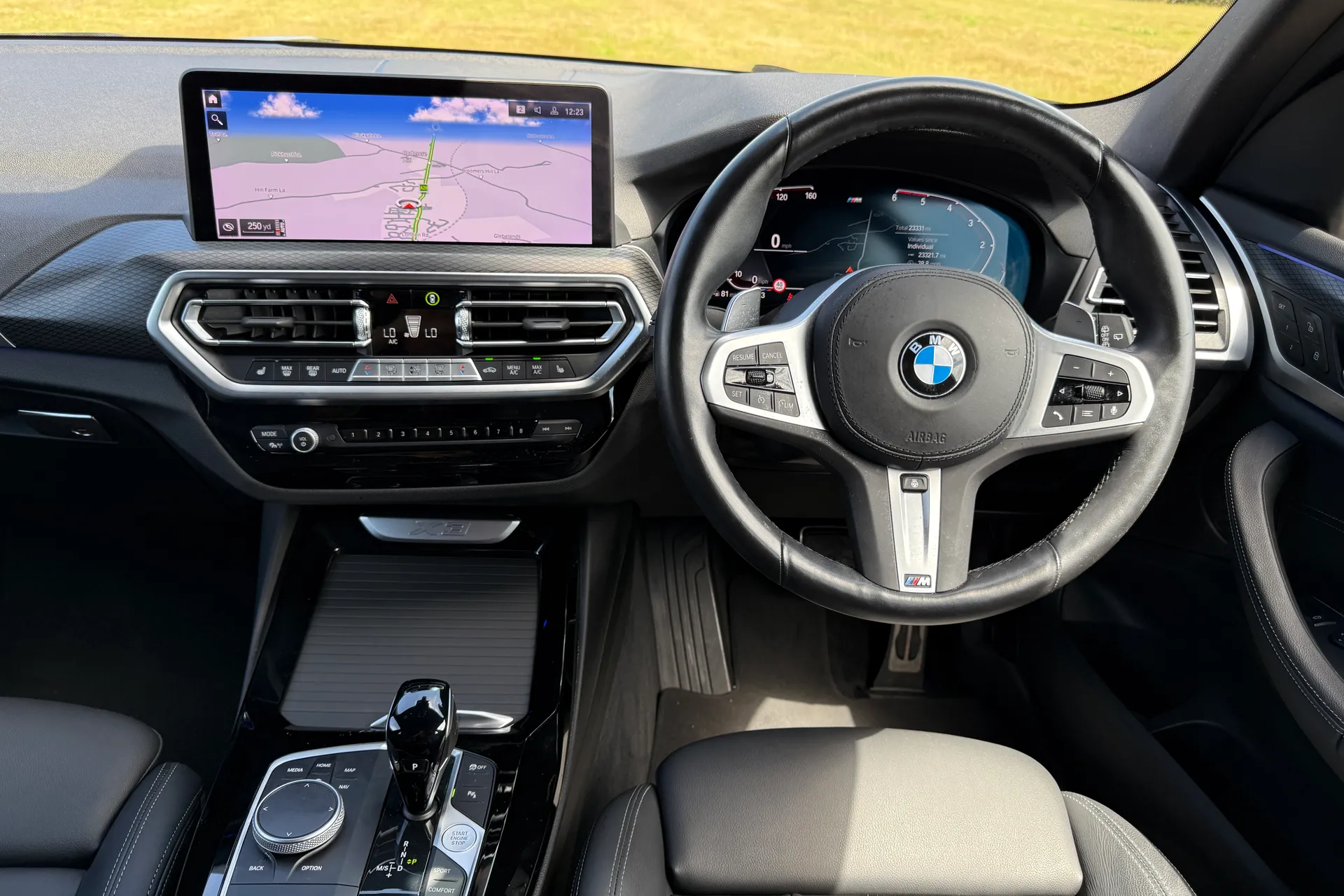 BMW X3 thumbnail image number 35