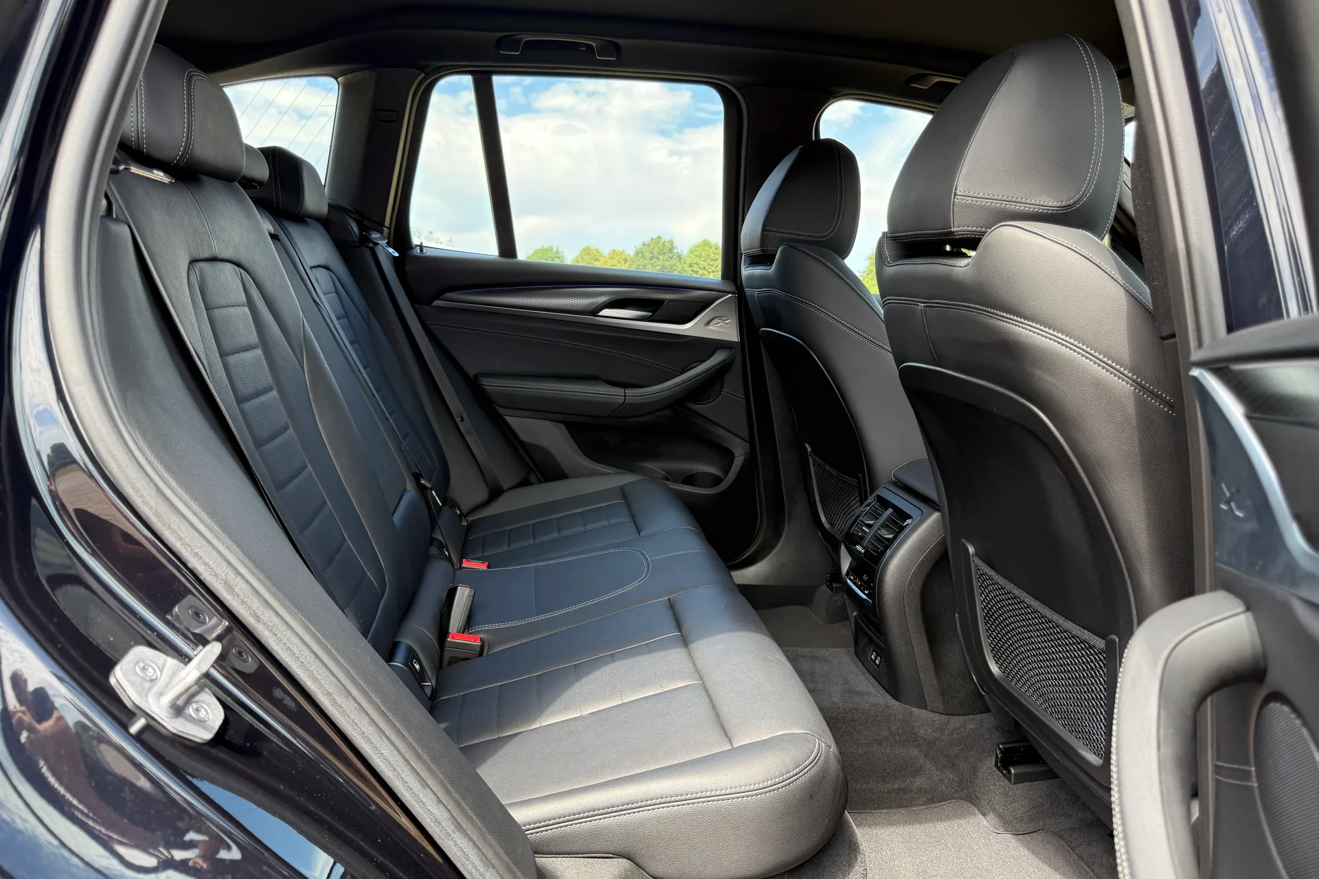 BMW X3 thumbnail image number 21