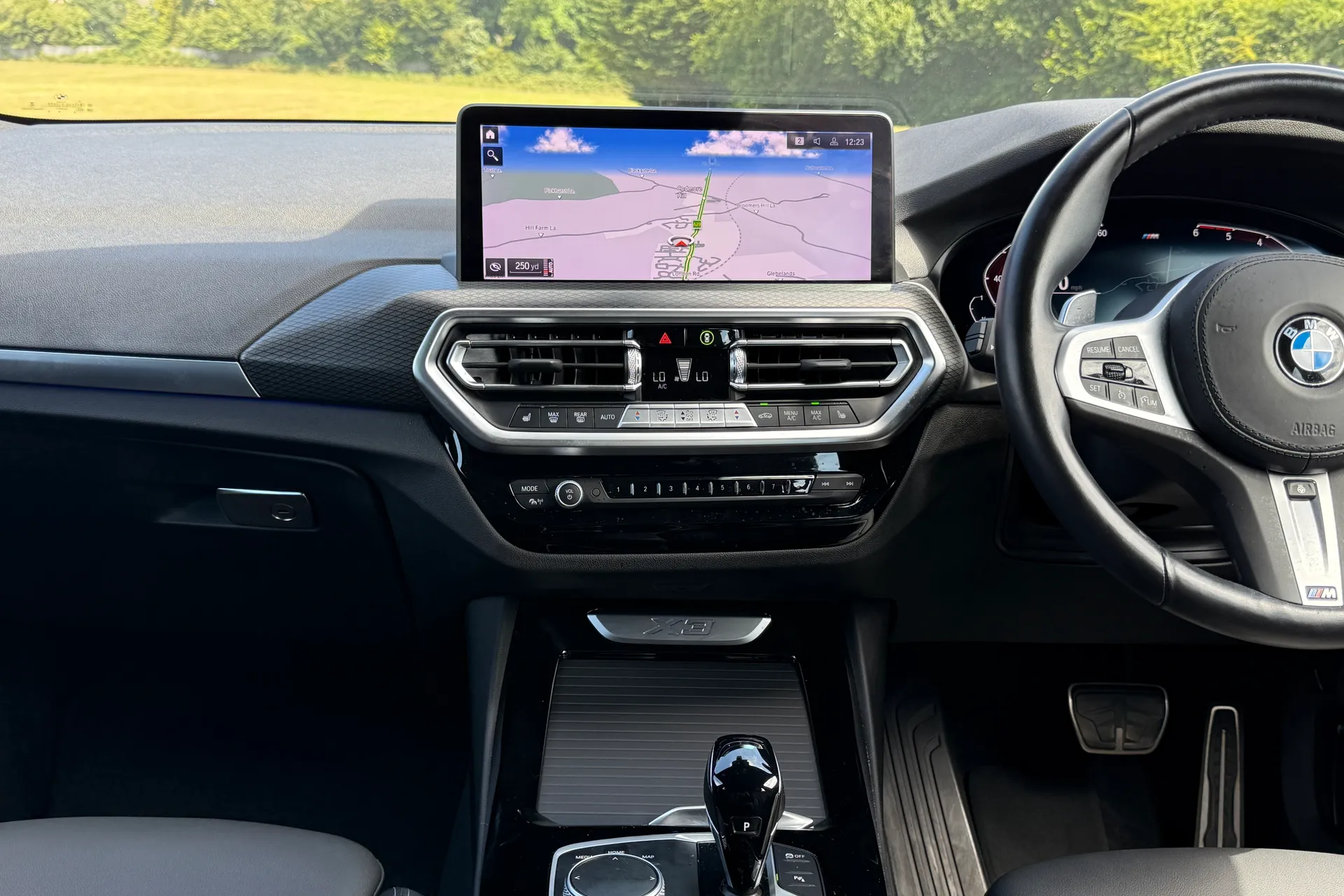 BMW X3 thumbnail image number 34