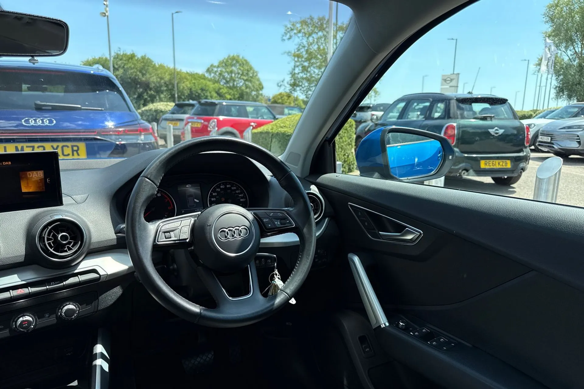 Audi Q2 thumbnail image number 38