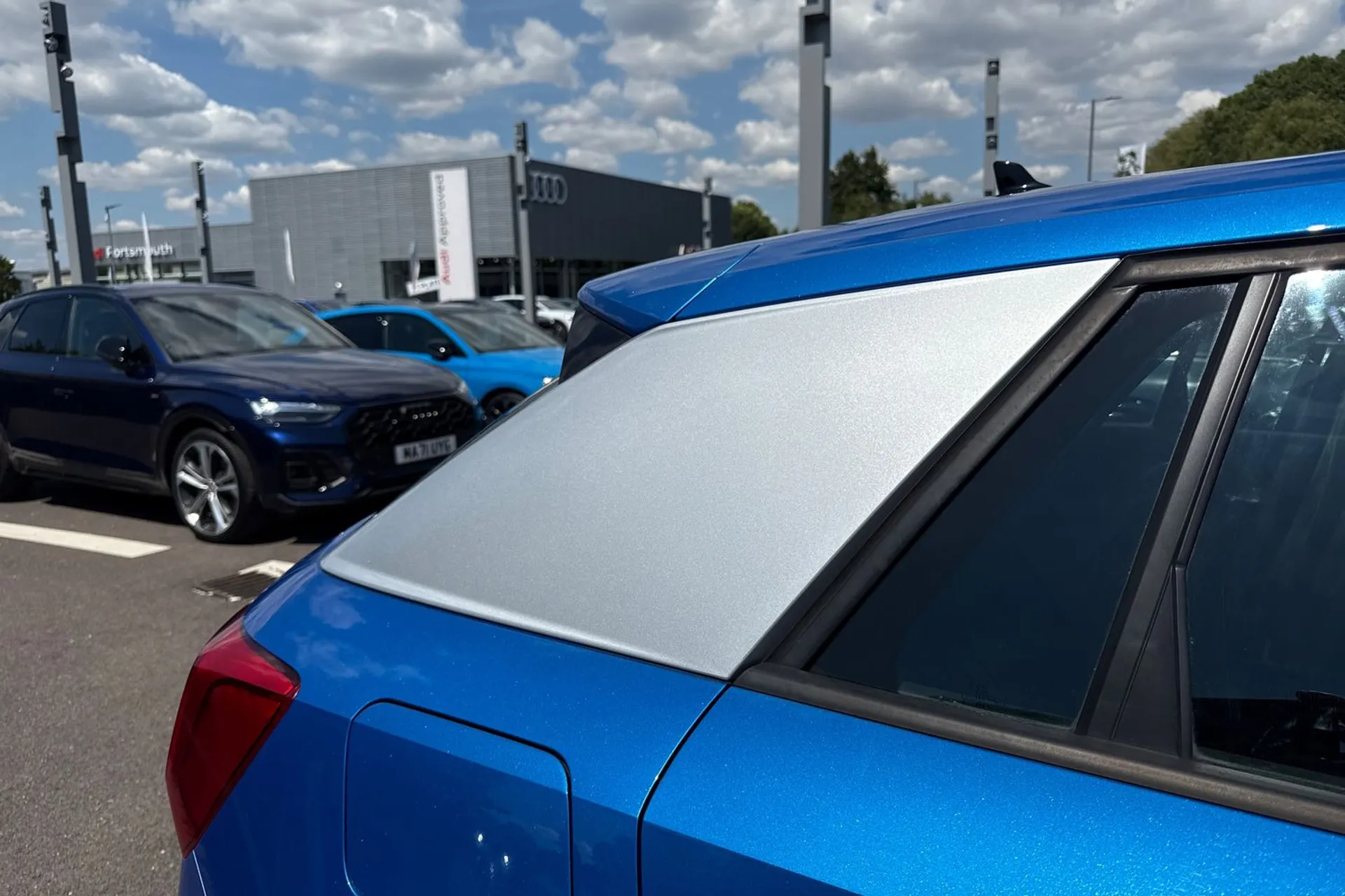 Audi Q2 thumbnail image number 17