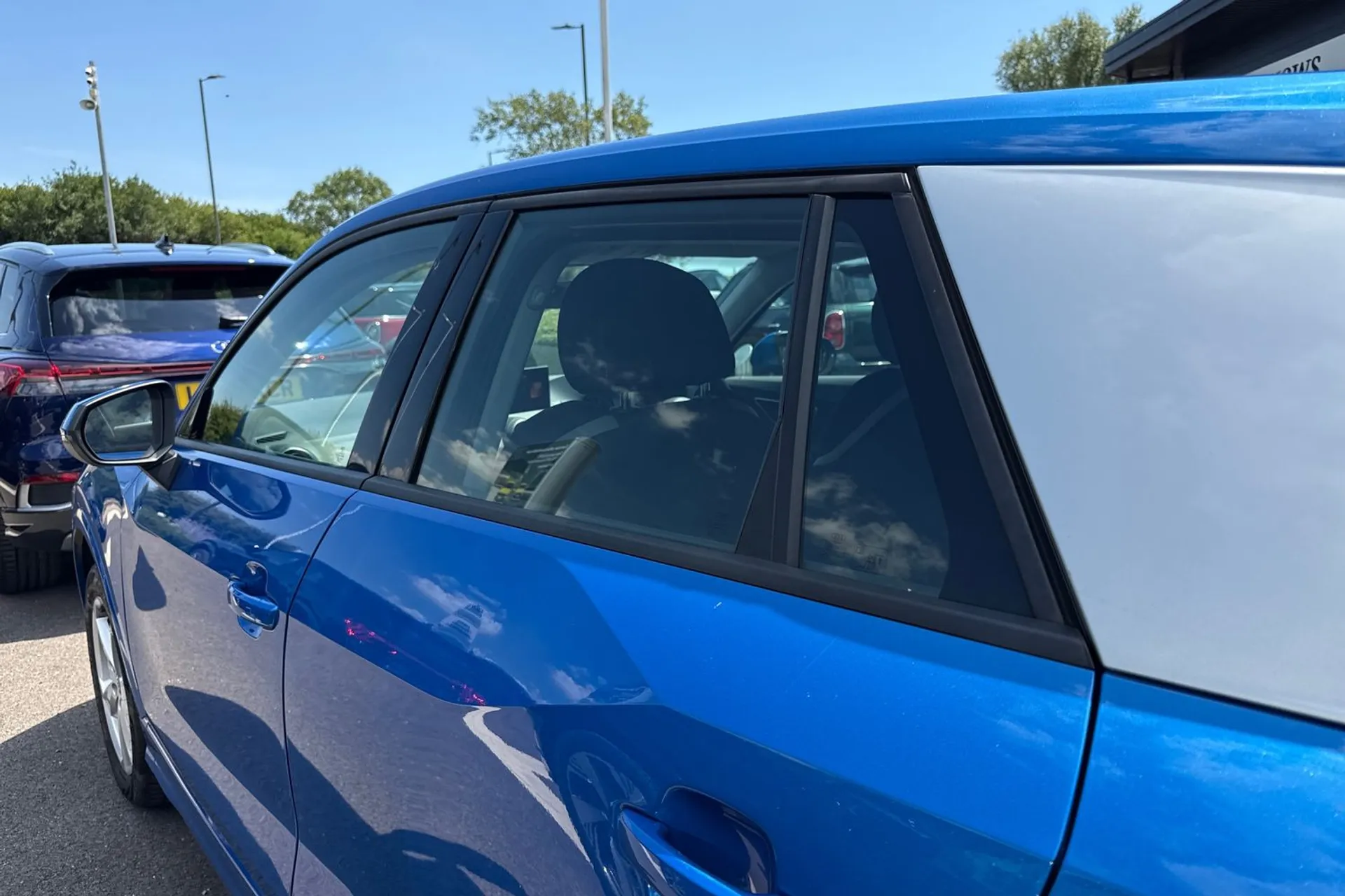 Audi Q2 thumbnail image number 13