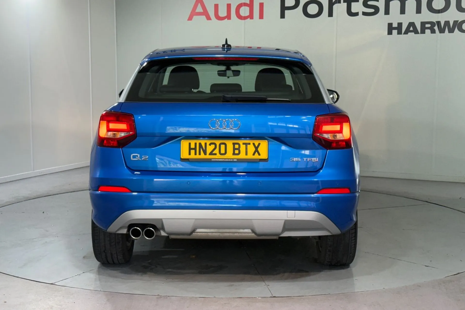 Audi Q2 thumbnail image number 9