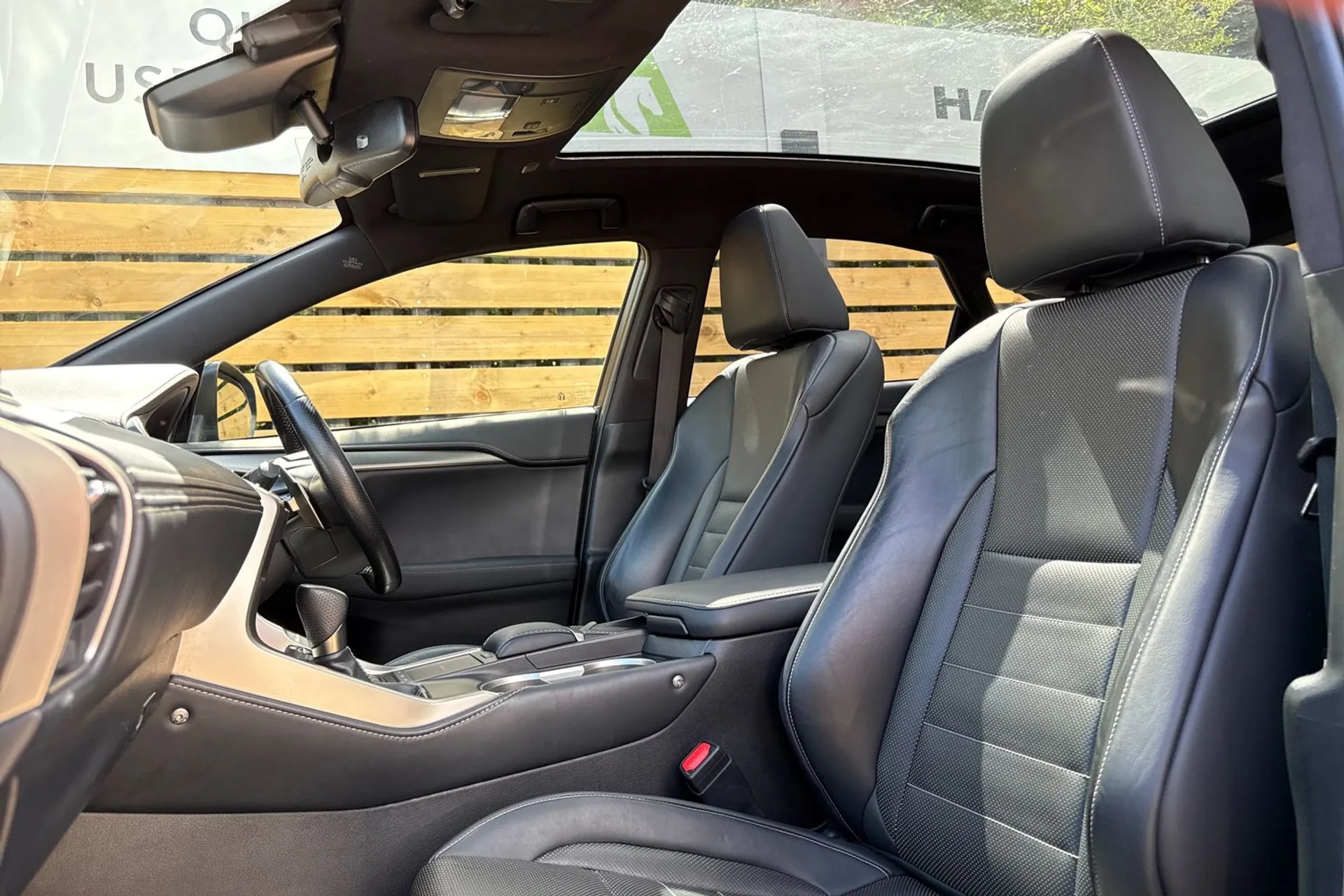 LEXUS NX thumbnail image number 30