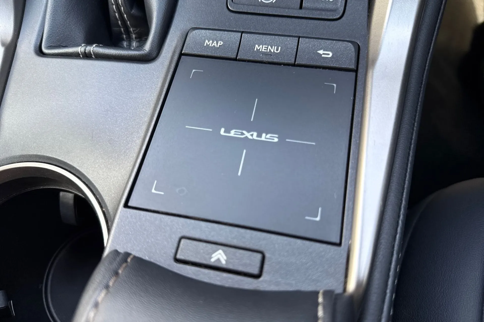 LEXUS NX thumbnail image number 49