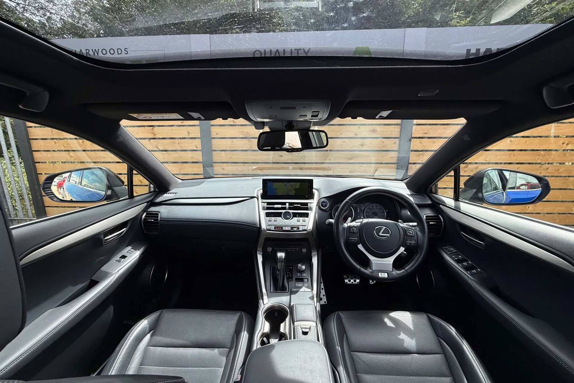 LEXUS NX thumbnail image number 3