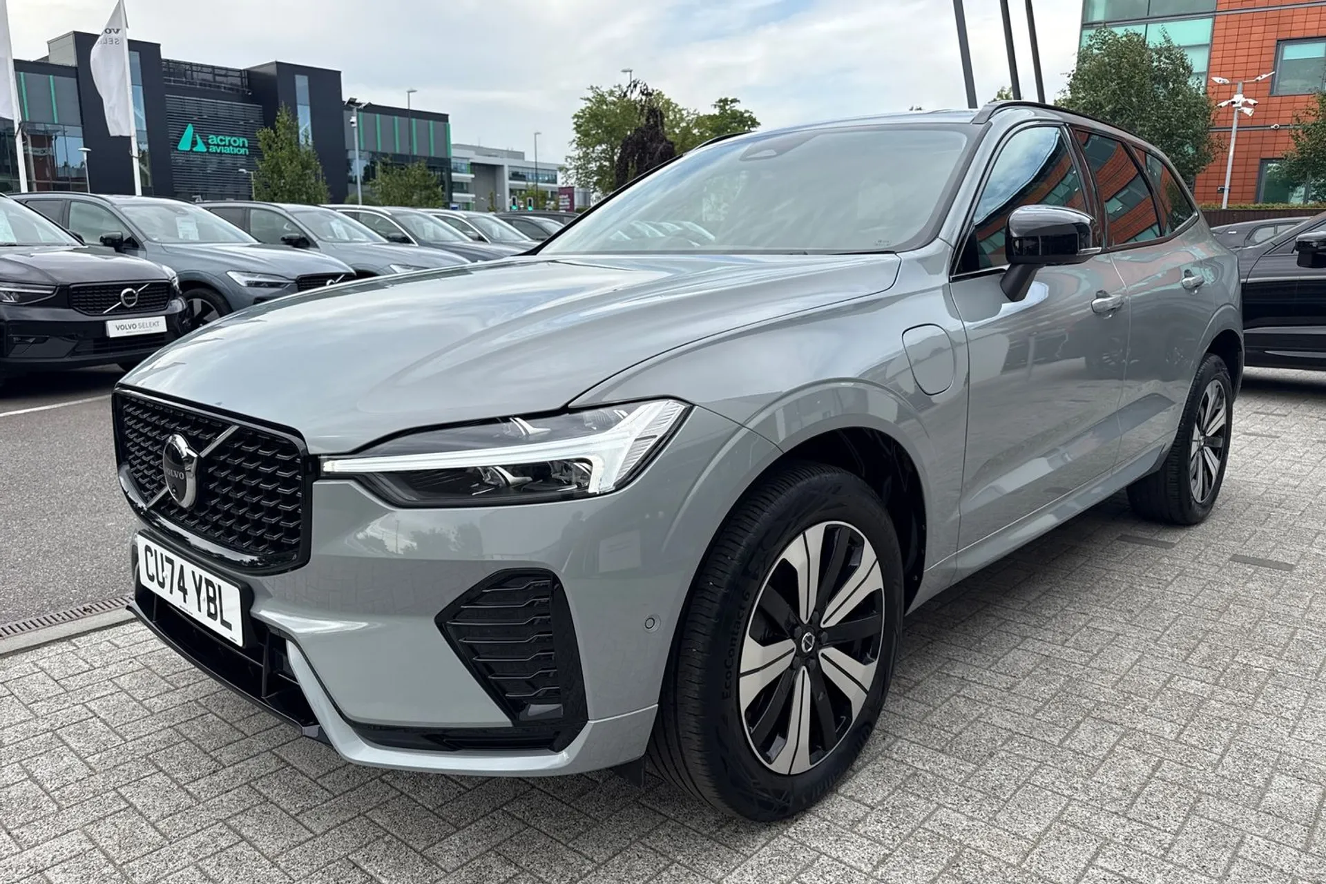 Volvo XC60 thumbnail image number 11