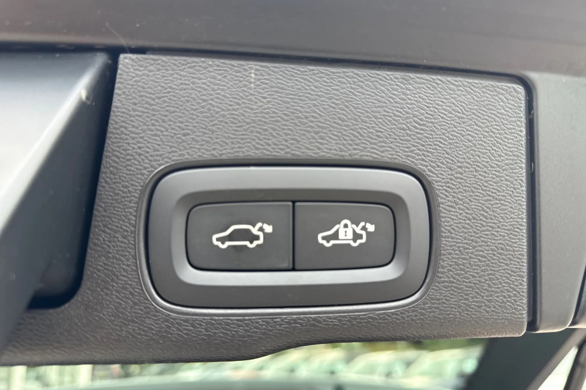 Volvo XC60 thumbnail image number 20