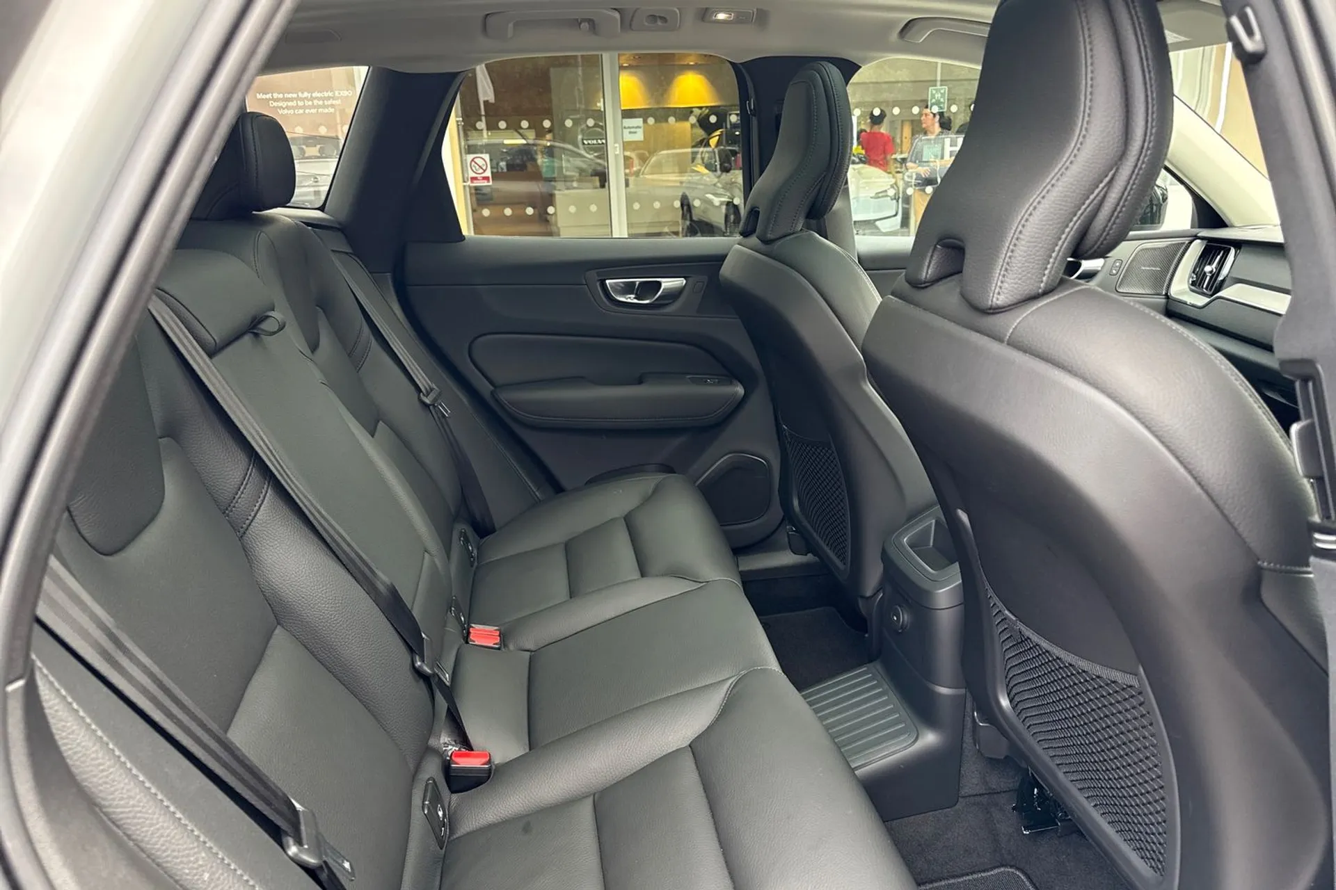 Volvo XC60 thumbnail image number 22