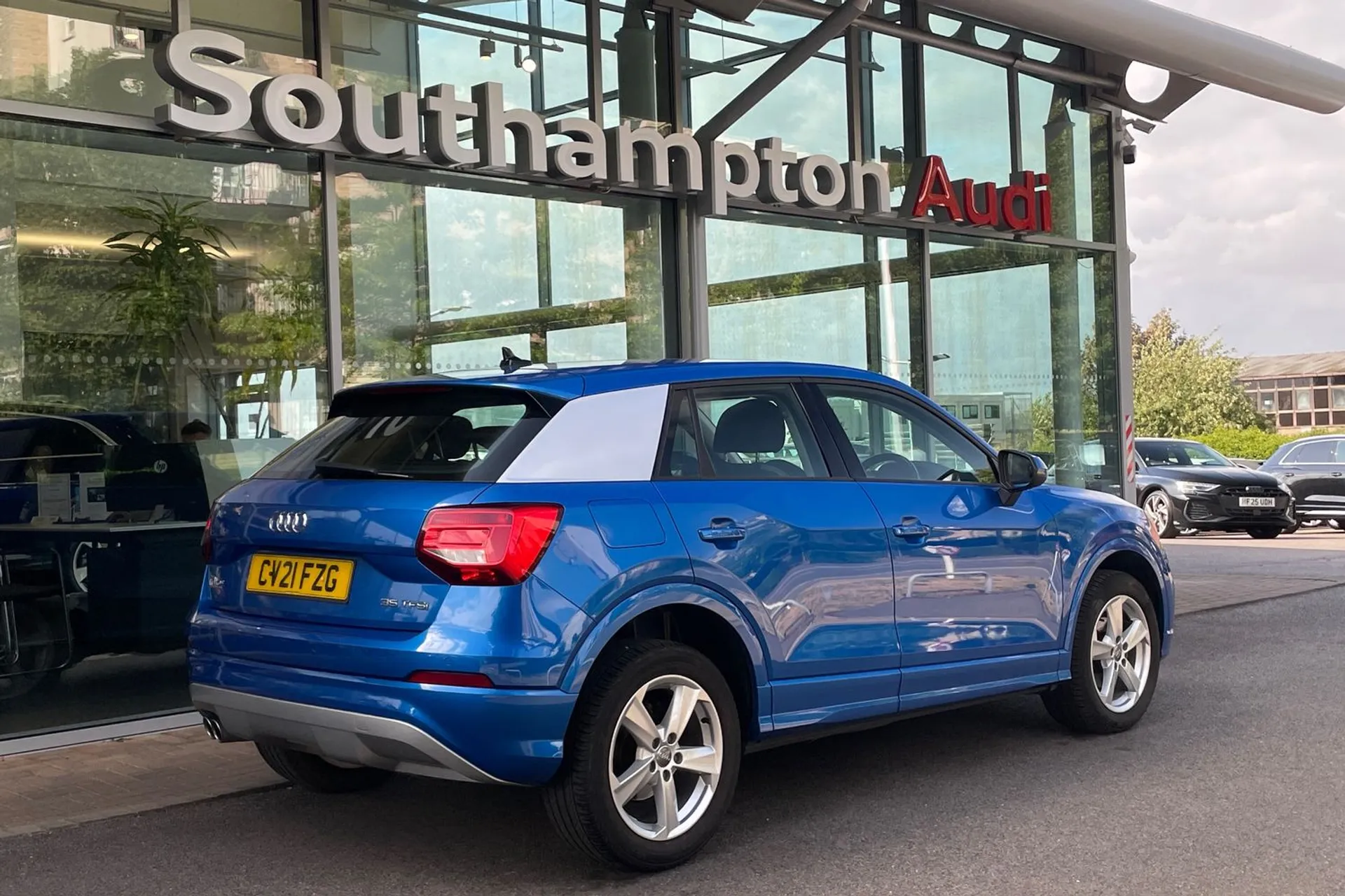 Audi Q2 thumbnail image number 6