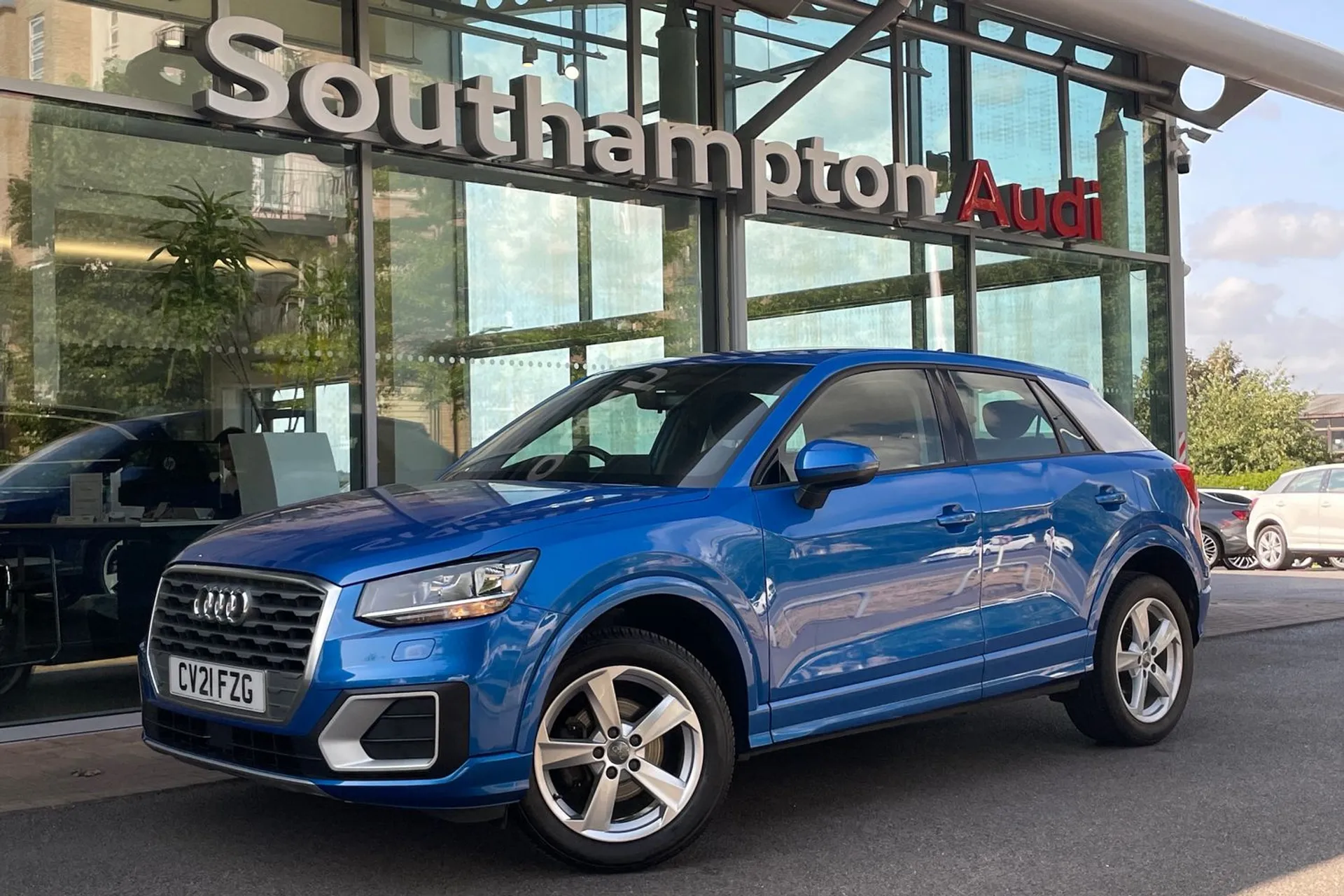 Audi Q2 thumbnail image number 10