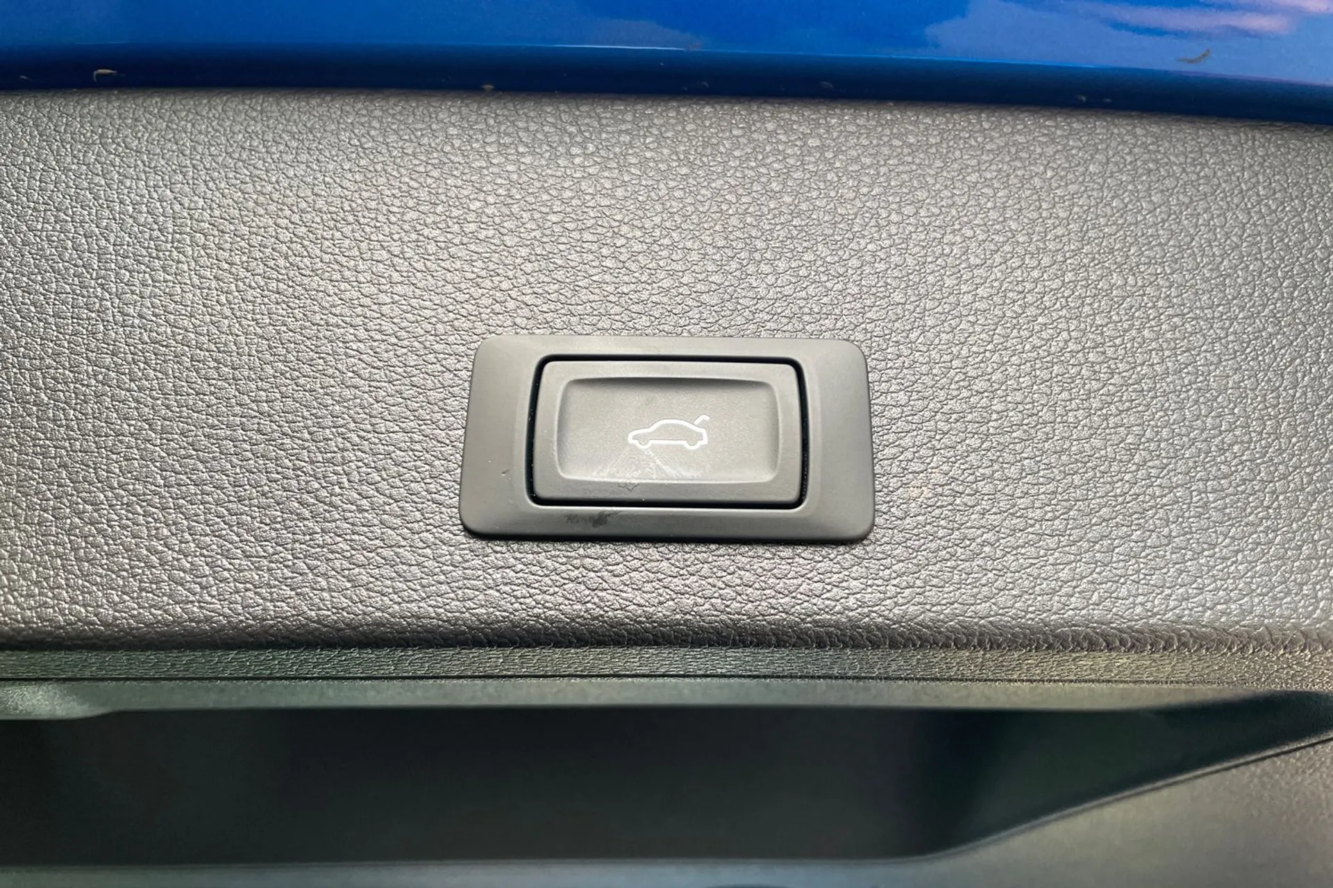 Audi Q2 thumbnail image number 4