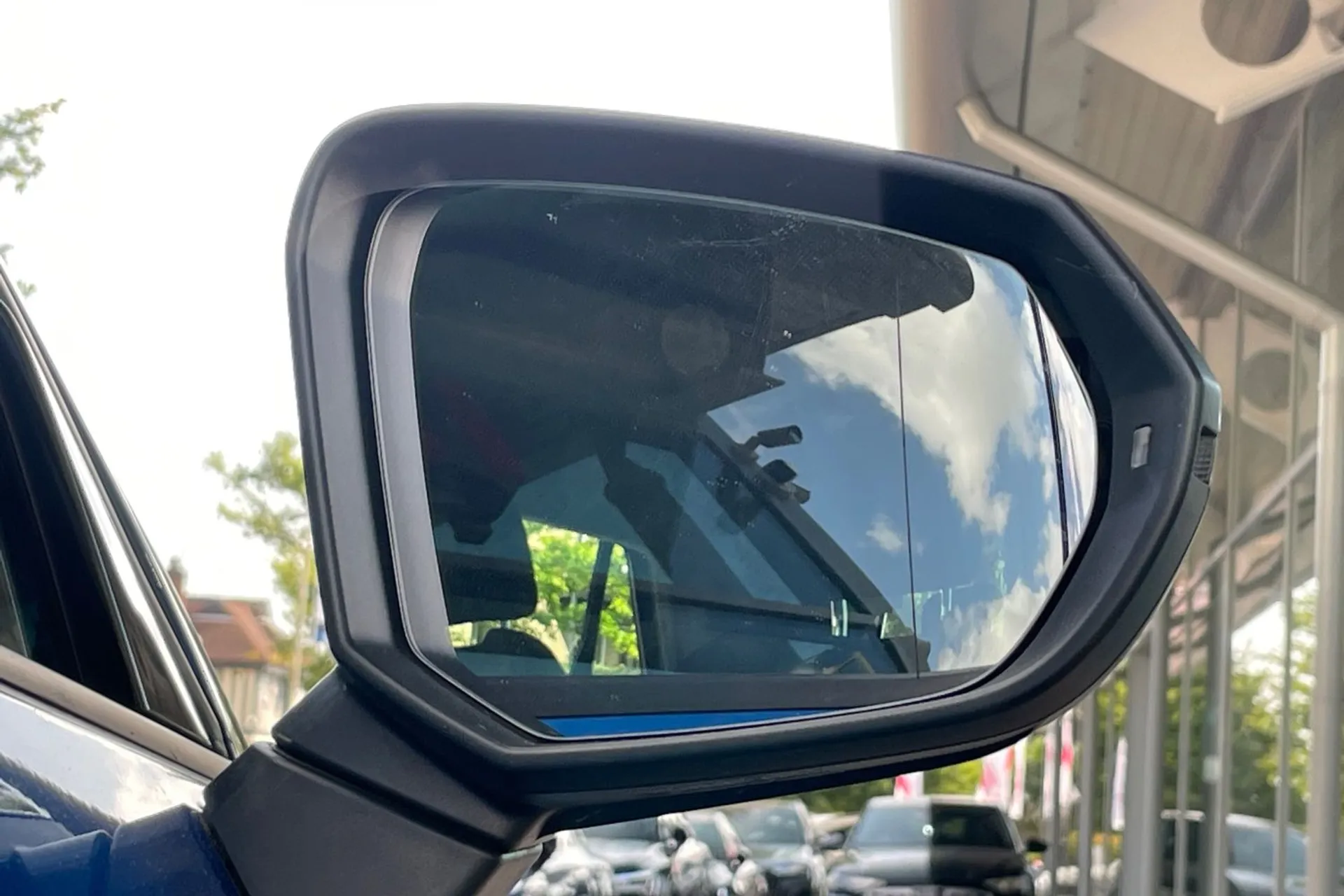 Audi Q2 thumbnail image number 47
