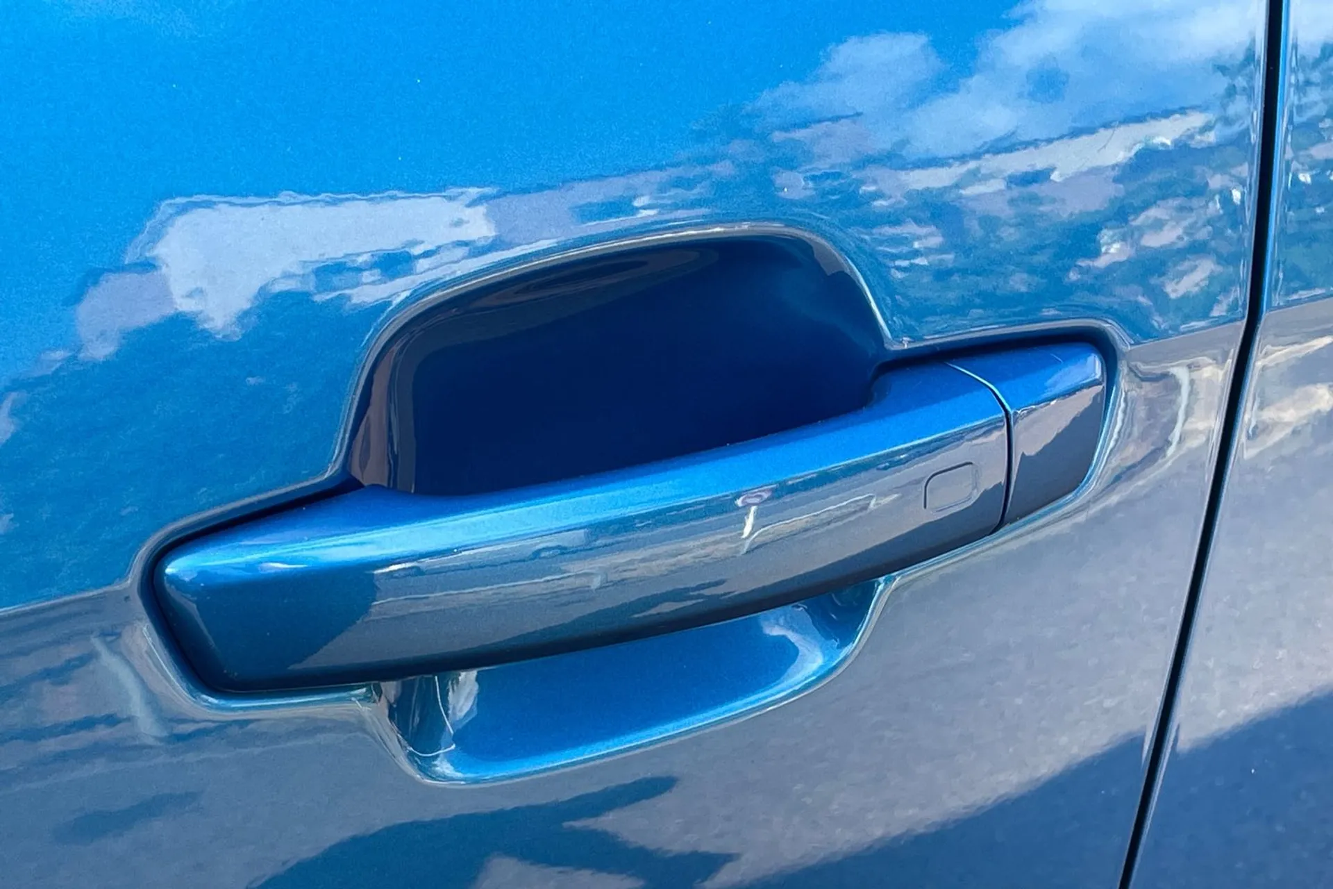Audi Q2 thumbnail image number 15