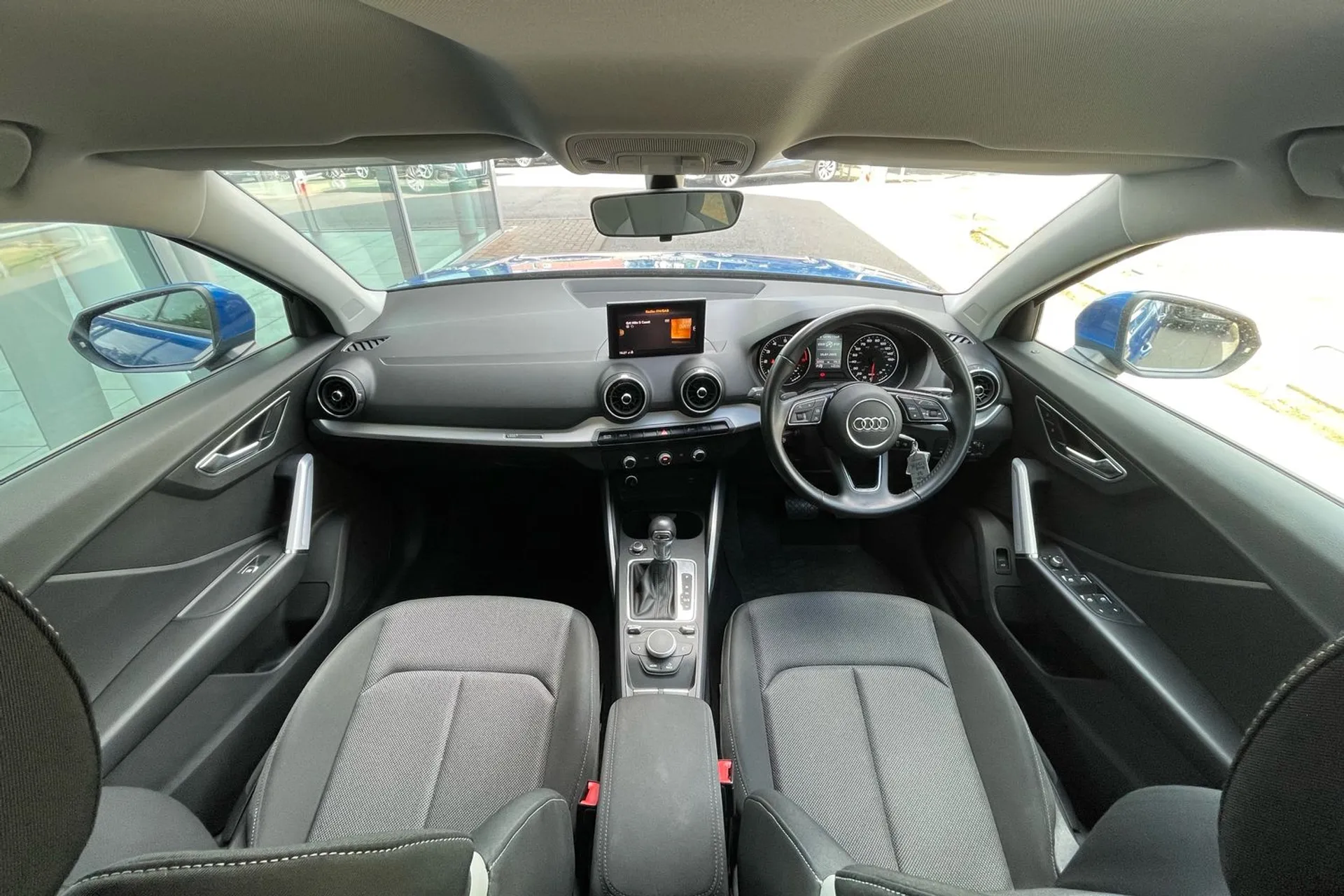 Audi Q2 thumbnail image number 30