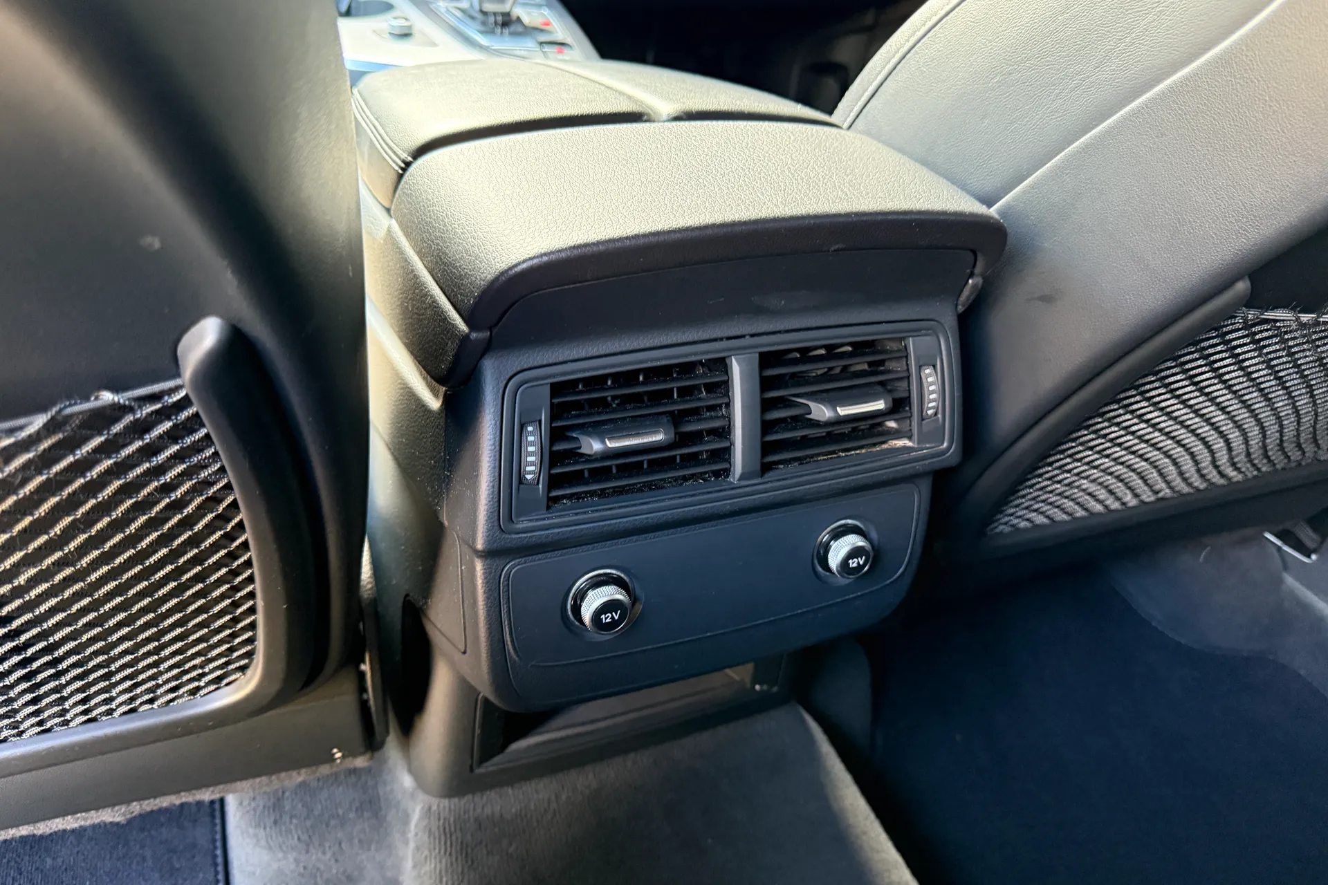 Audi Q7 thumbnail image number 38