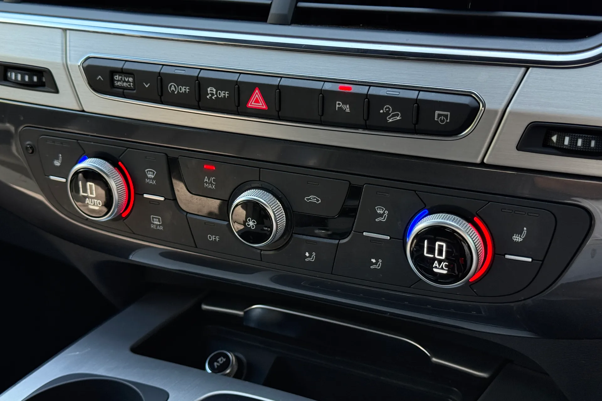 Audi Q7 thumbnail image number 47