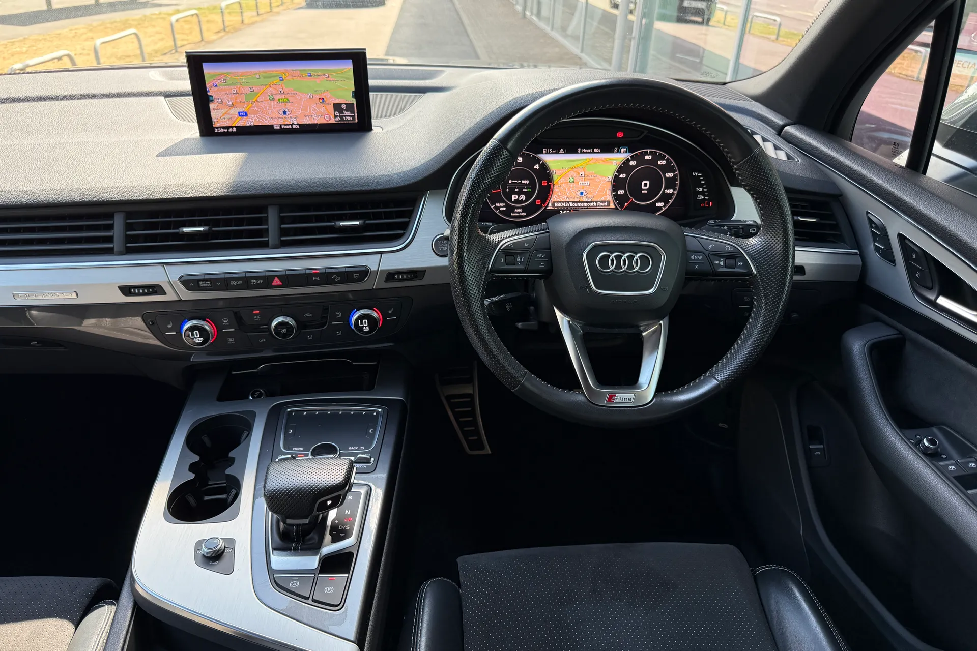 Audi Q7 thumbnail image number 42
