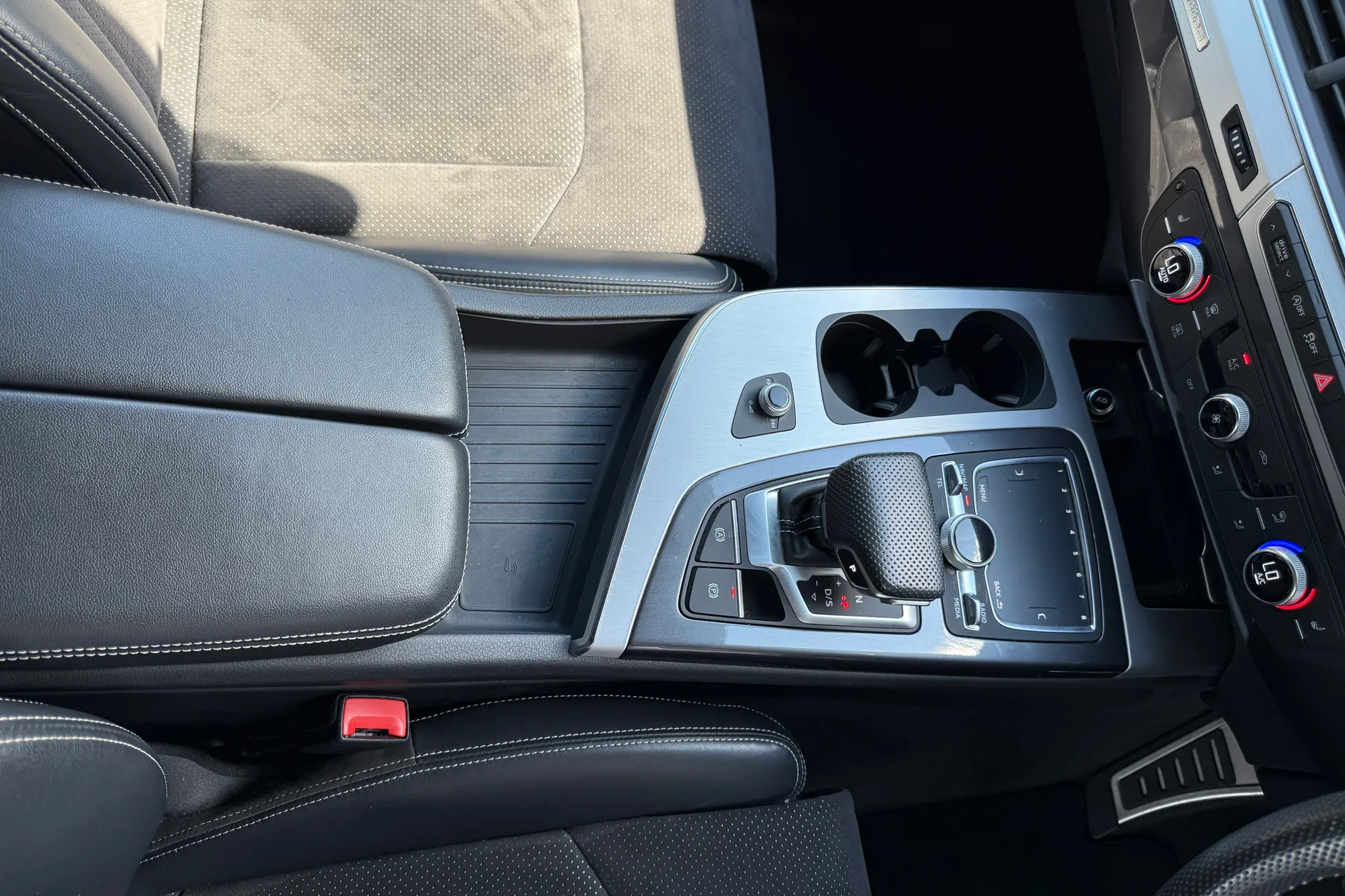 Audi Q7 thumbnail image number 55