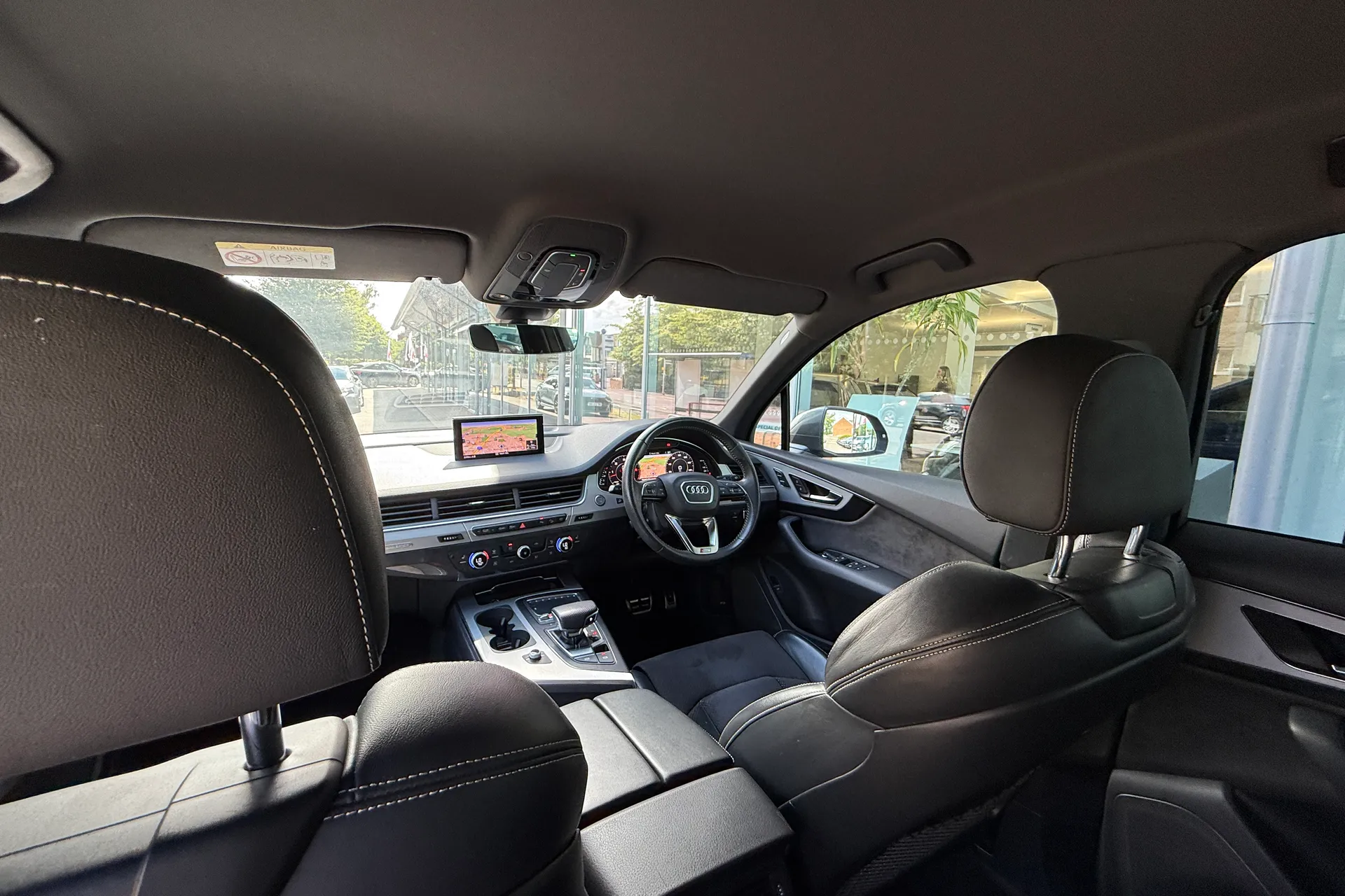 Audi Q7 thumbnail image number 39