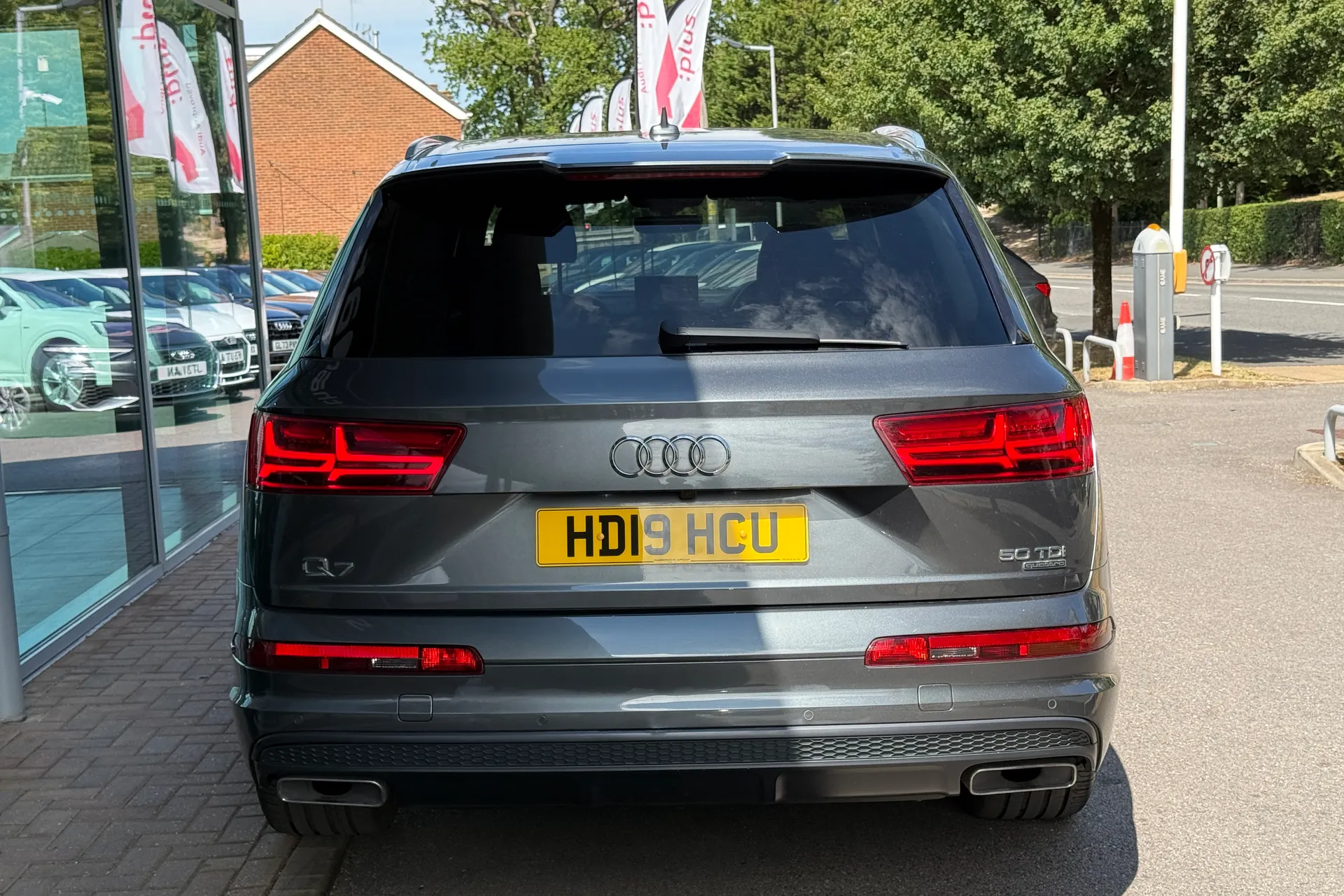 Audi Q7 thumbnail image number 20