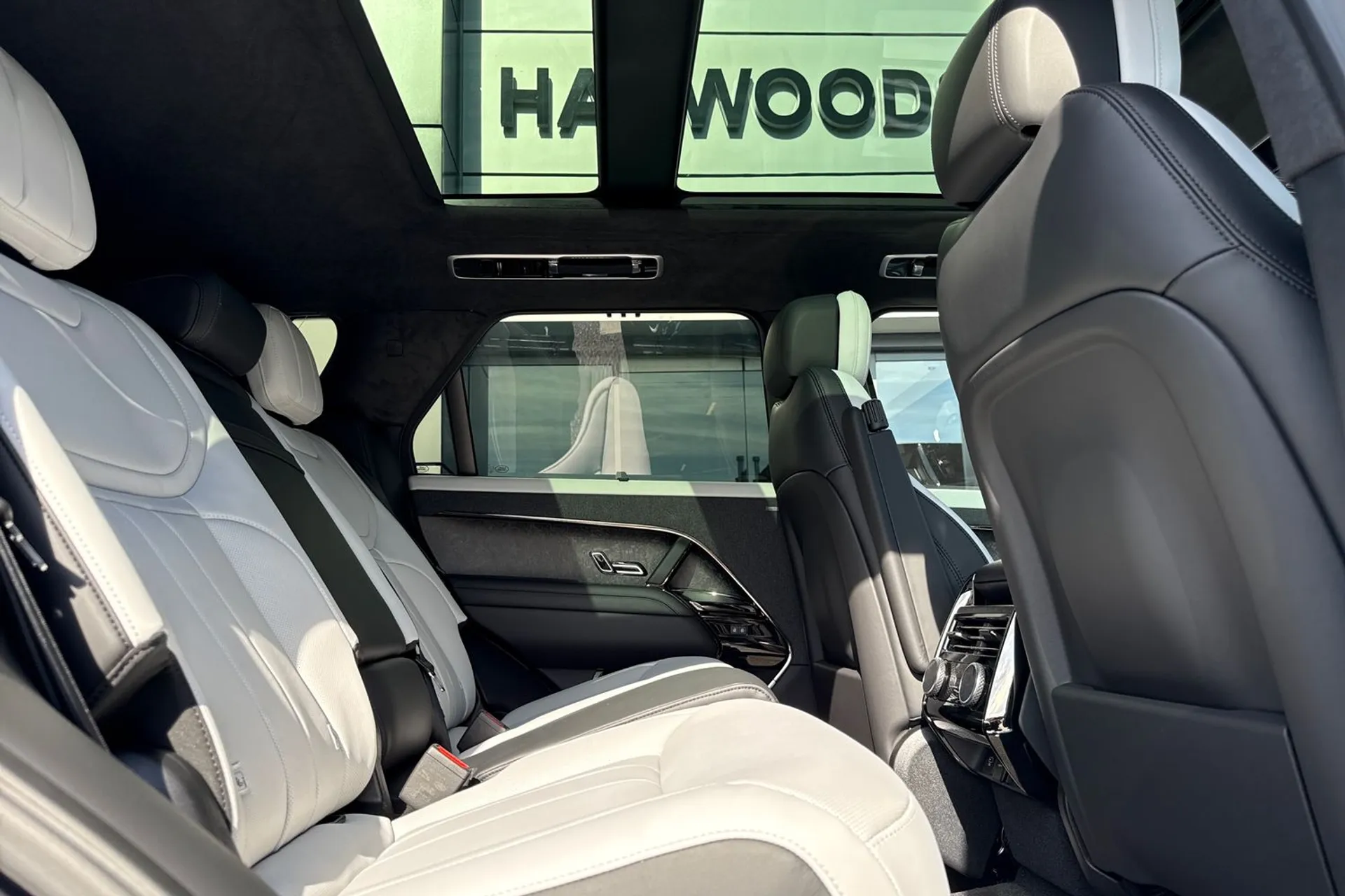 LAND ROVER RANGE ROVER SPORT thumbnail image number 22