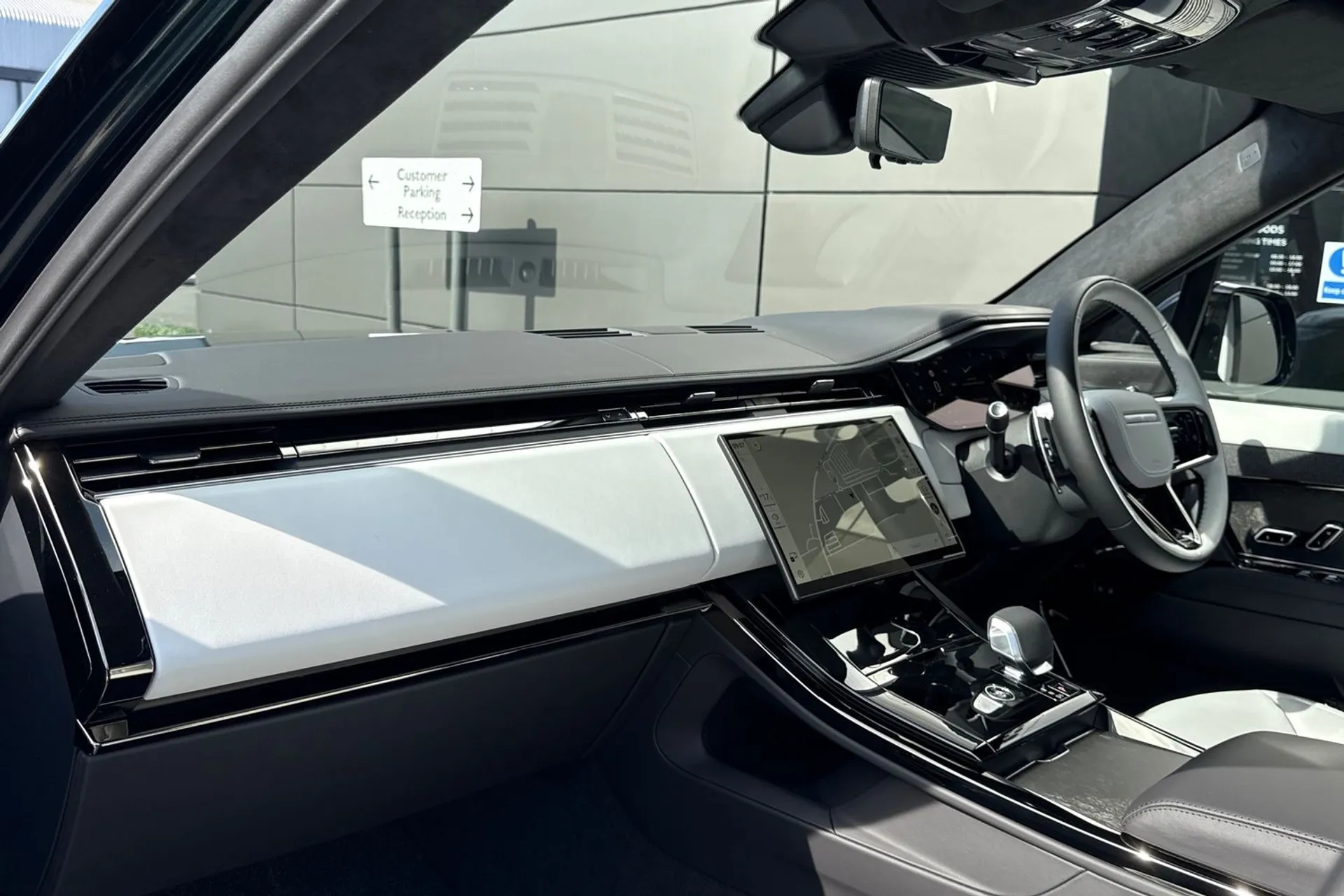 LAND ROVER RANGE ROVER SPORT thumbnail image number 35