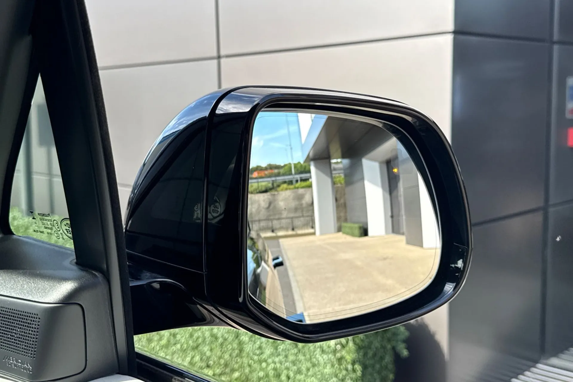 LAND ROVER RANGE ROVER SPORT thumbnail image number 12