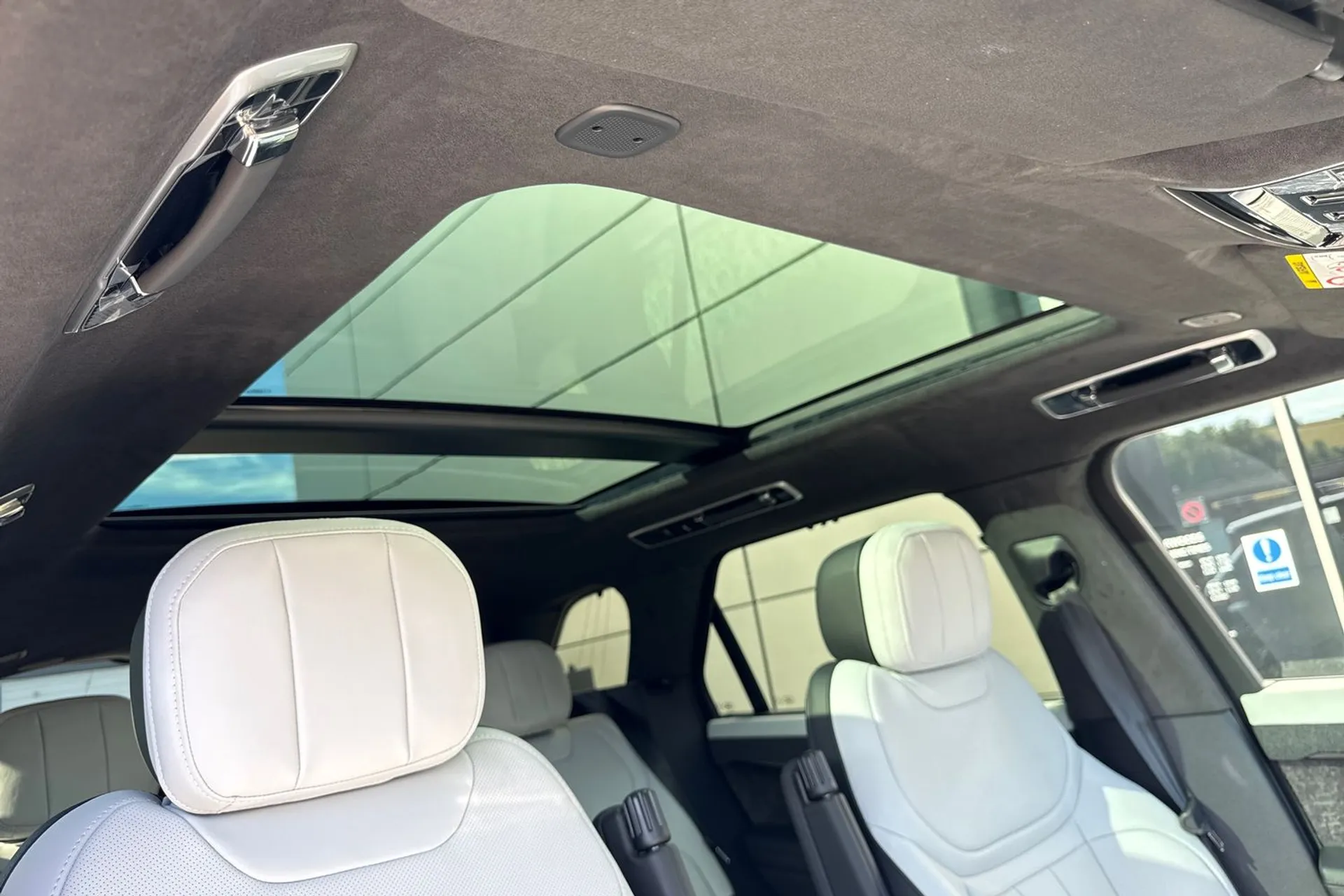 LAND ROVER RANGE ROVER SPORT thumbnail image number 8