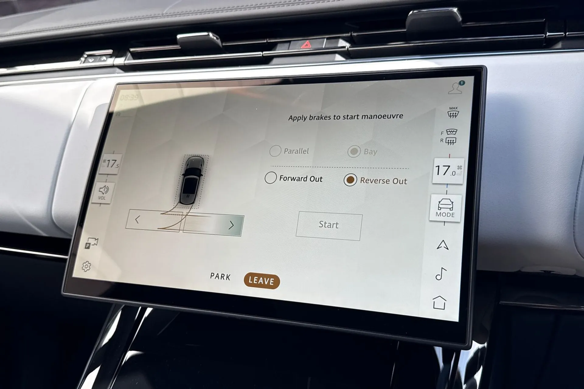 LAND ROVER RANGE ROVER SPORT thumbnail image number 16