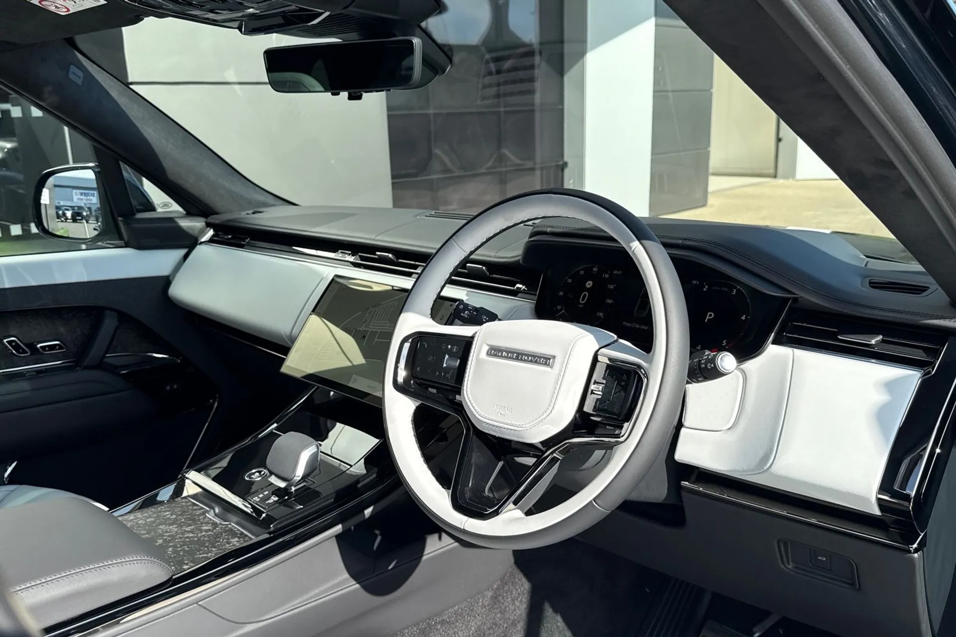 LAND ROVER RANGE ROVER SPORT thumbnail image number 19