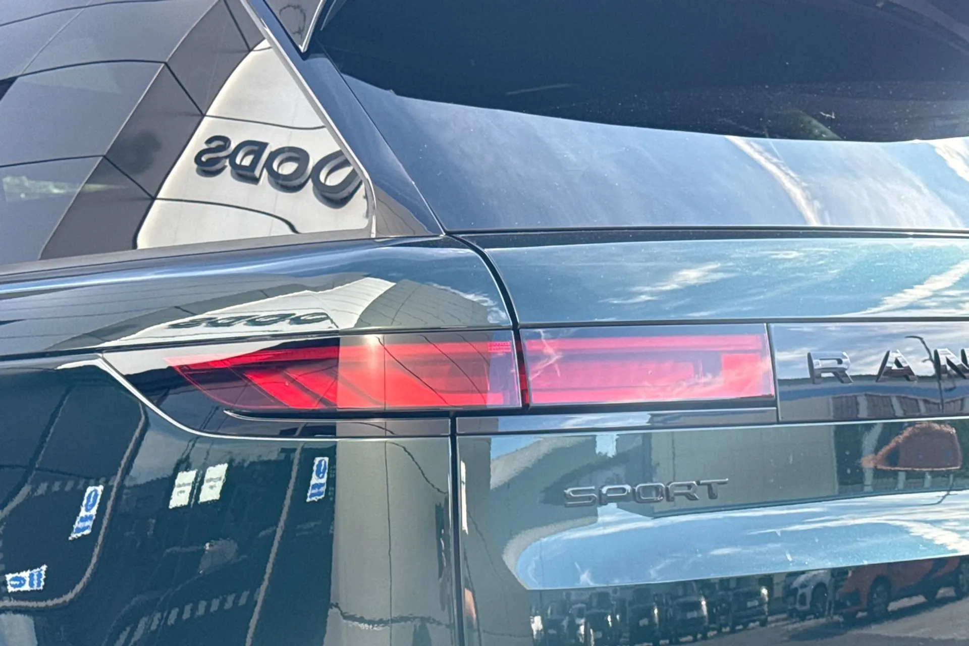 LAND ROVER RANGE ROVER SPORT thumbnail image number 27