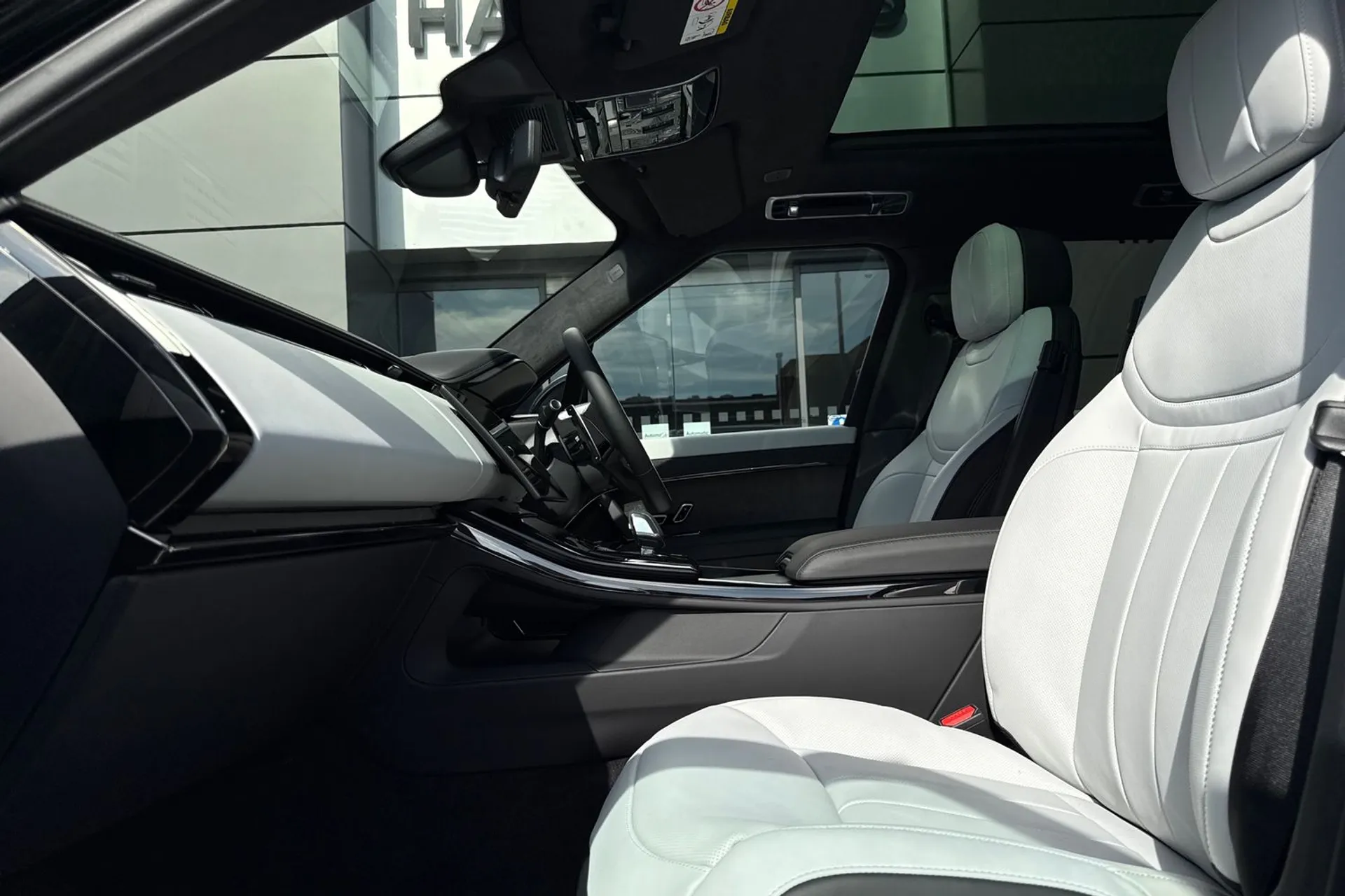 LAND ROVER RANGE ROVER SPORT thumbnail image number 36