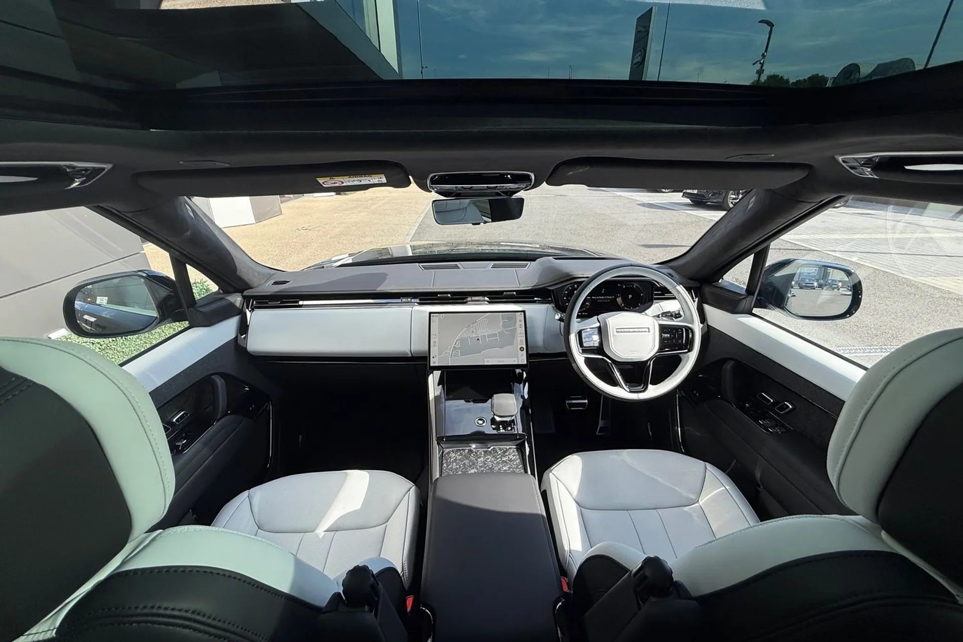 LAND ROVER RANGE ROVER SPORT thumbnail image number 3