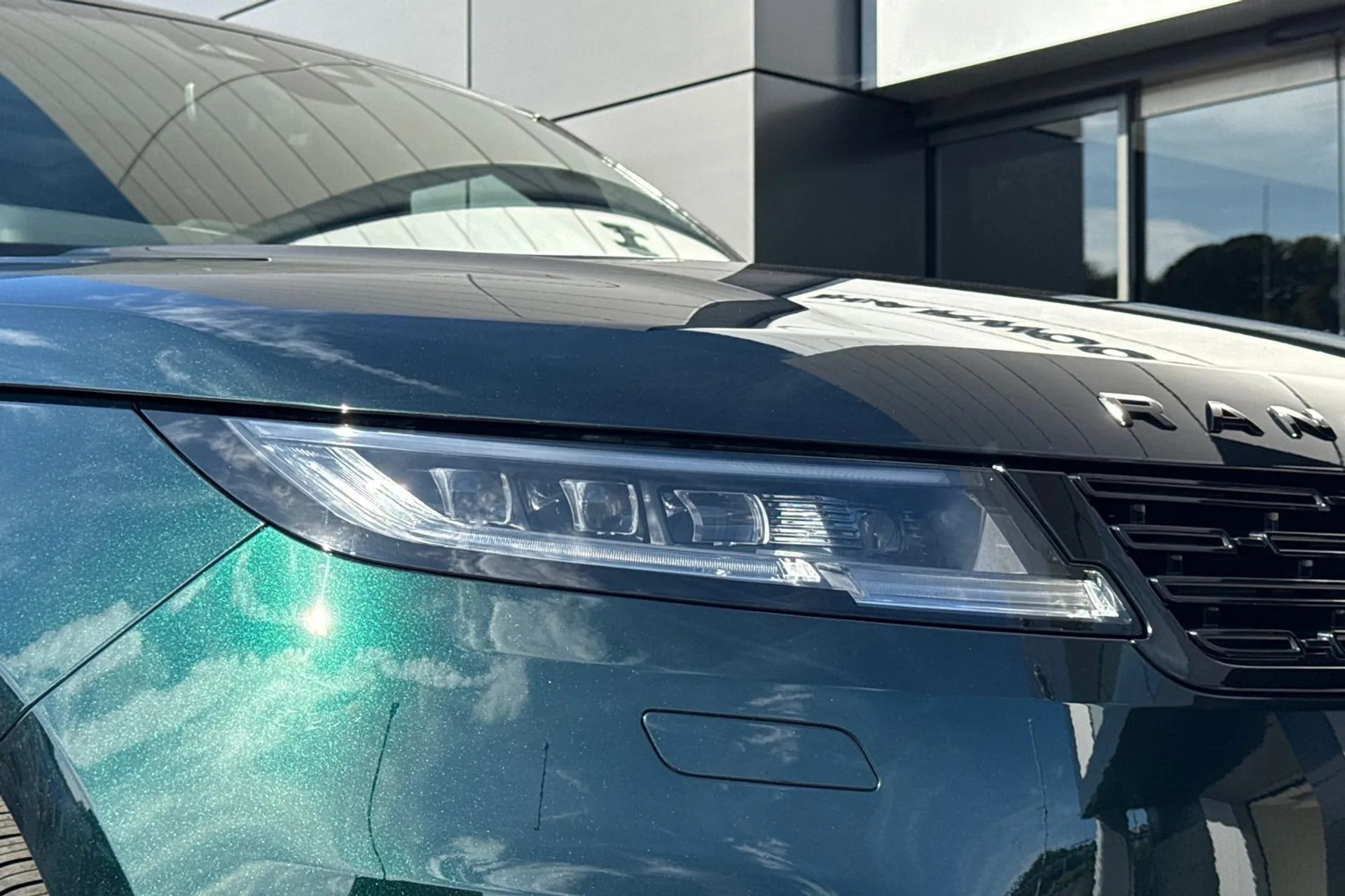 LAND ROVER RANGE ROVER SPORT thumbnail image number 29