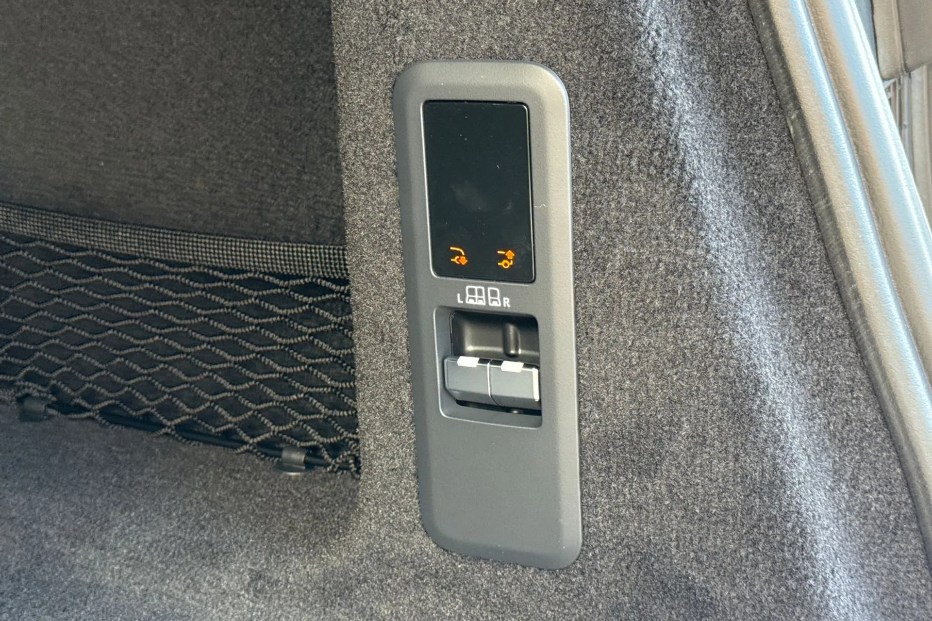 LAND ROVER RANGE ROVER SPORT thumbnail image number 56