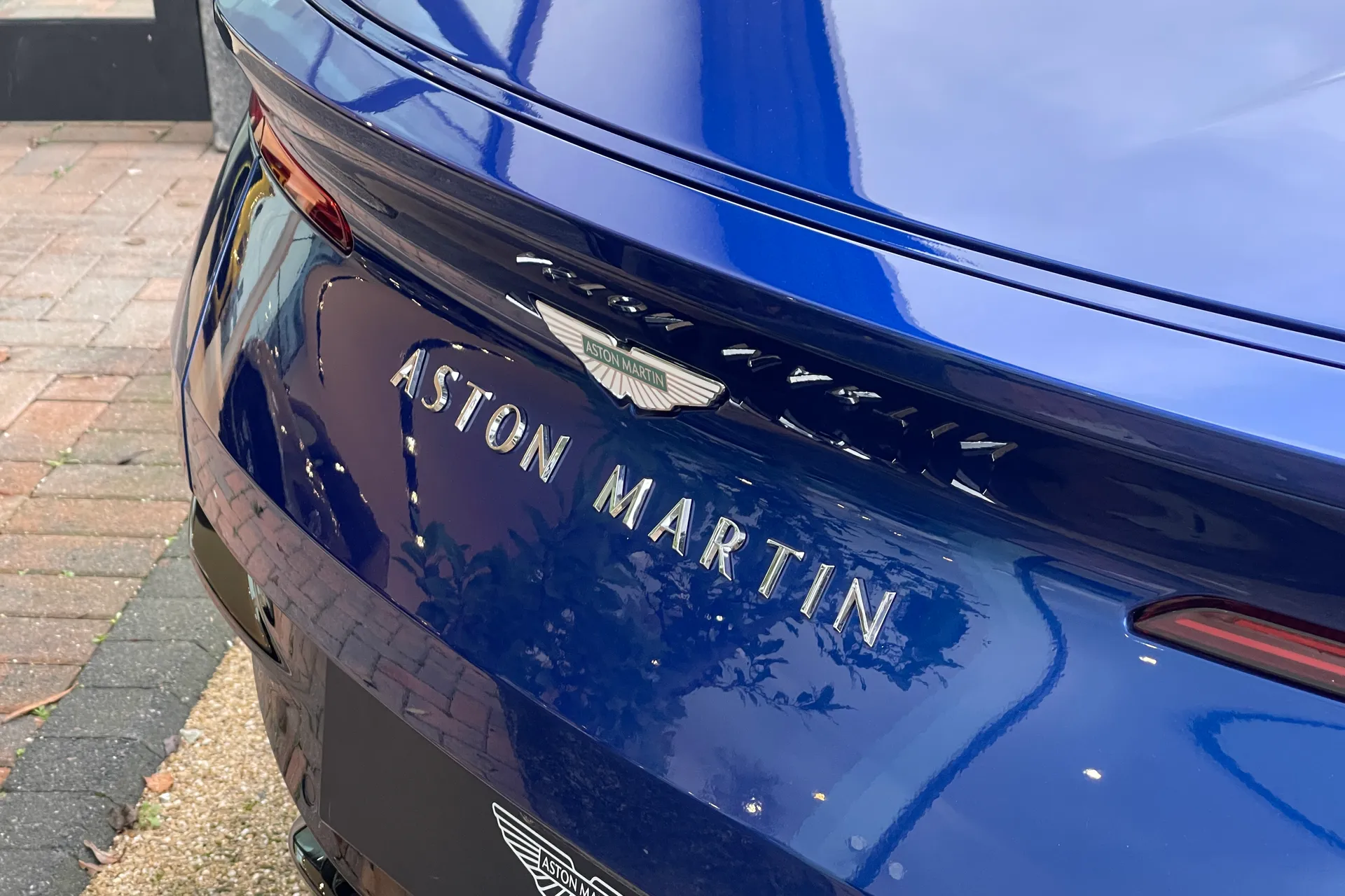 Aston Martin DB12 thumbnail image number 8