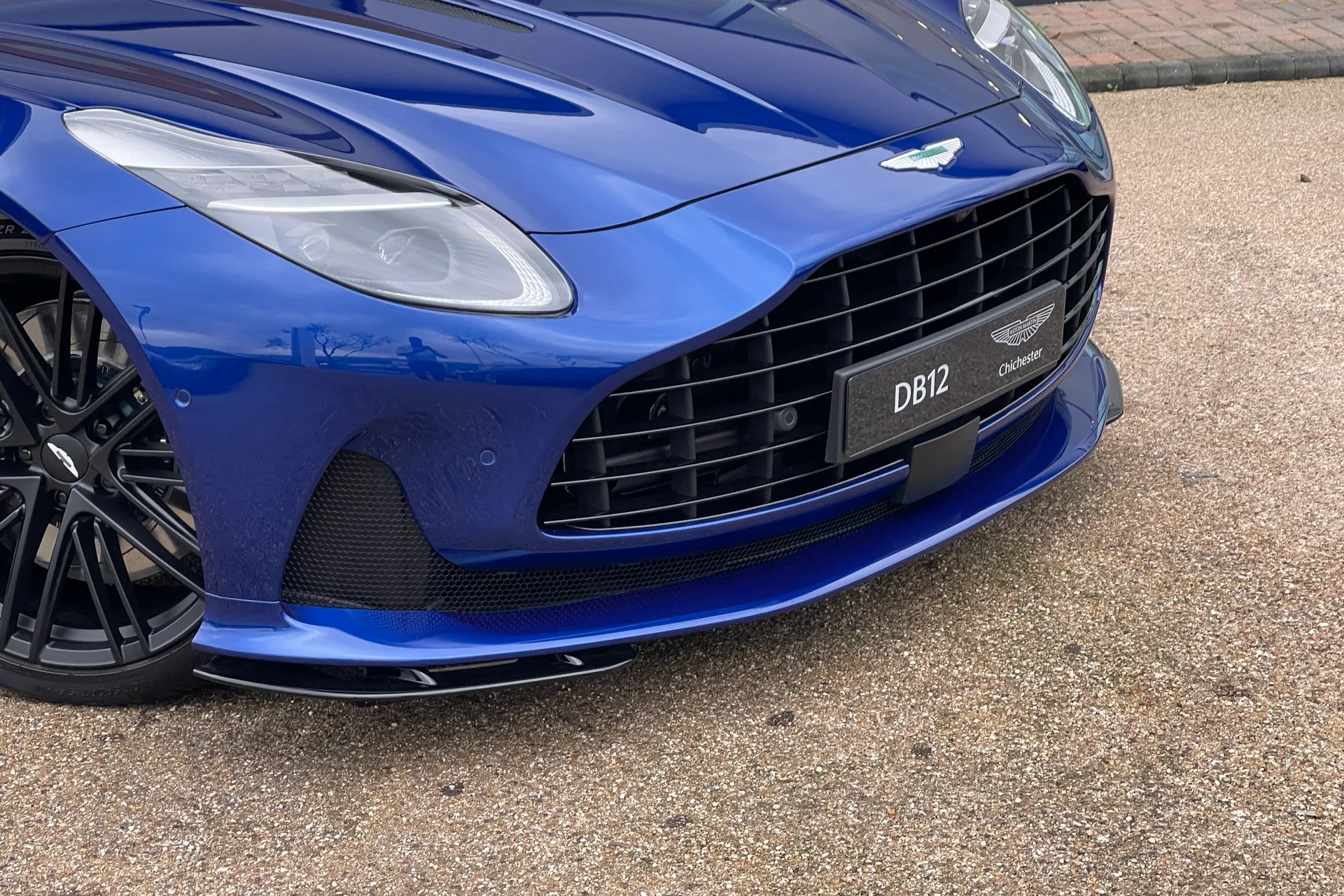 Aston Martin DB12 thumbnail image number 12