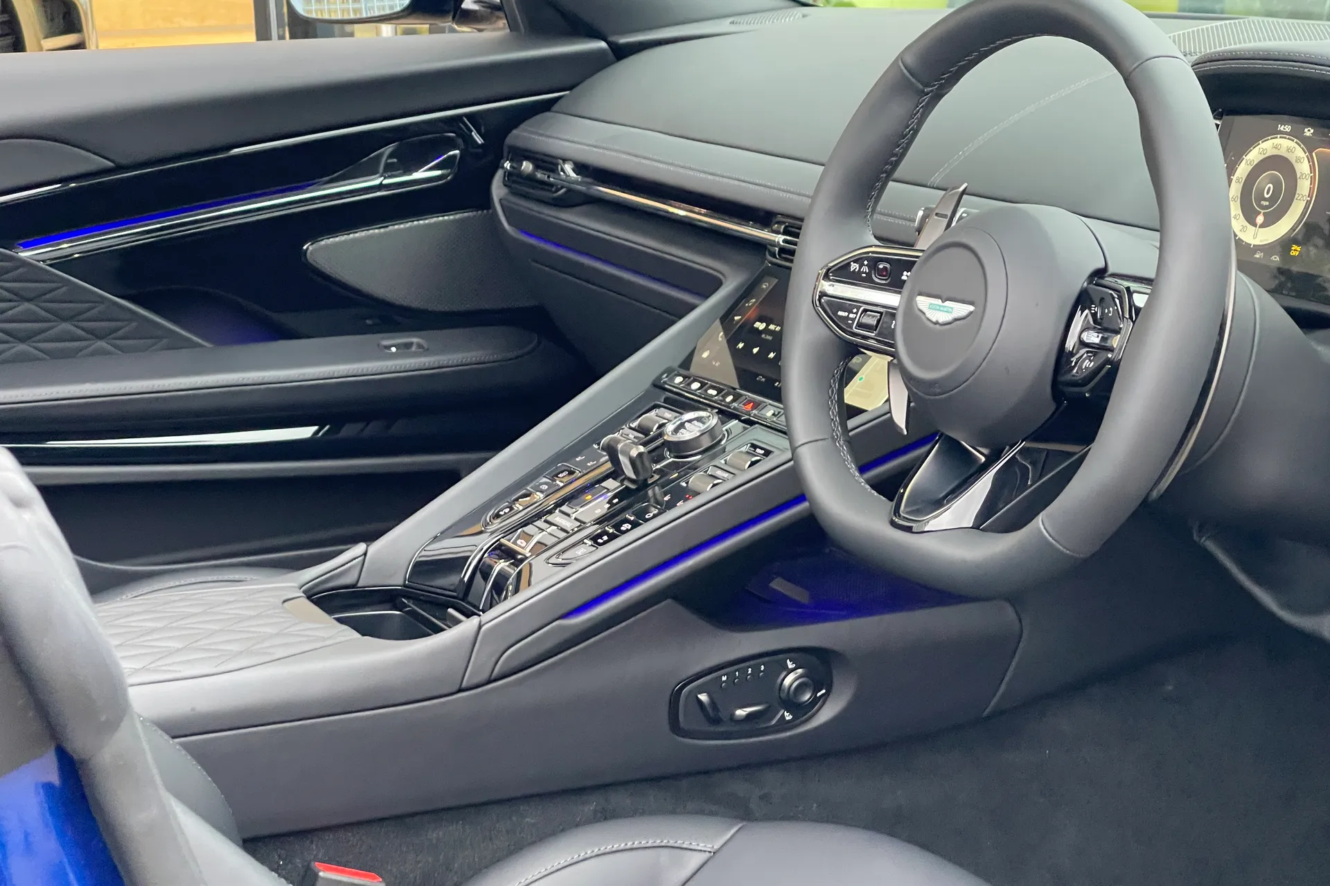 Aston Martin DB12 thumbnail image number 3