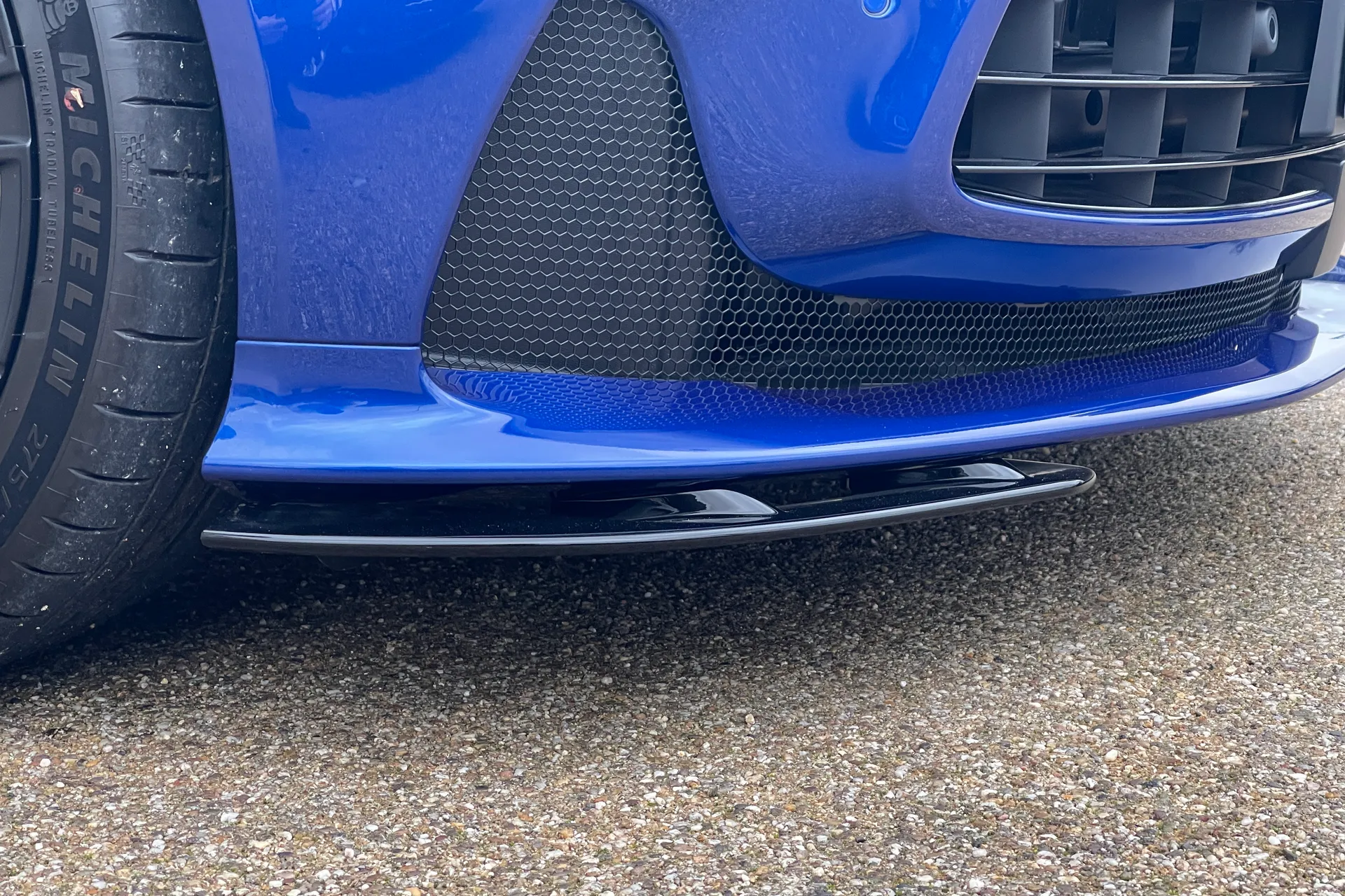 Aston Martin DB12 thumbnail image number 31