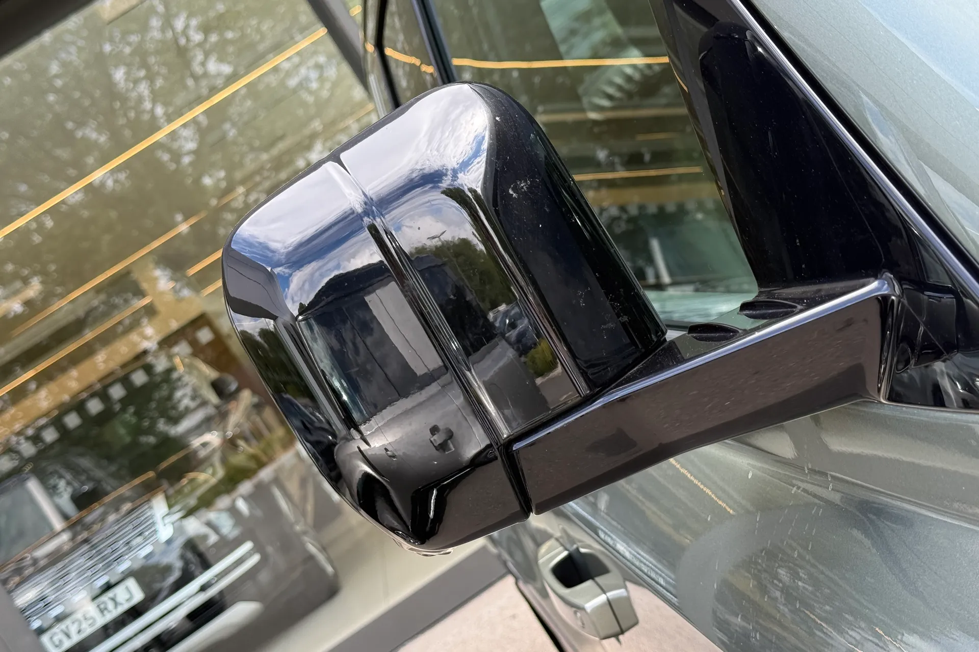 LAND ROVER DEFENDER thumbnail image number 58