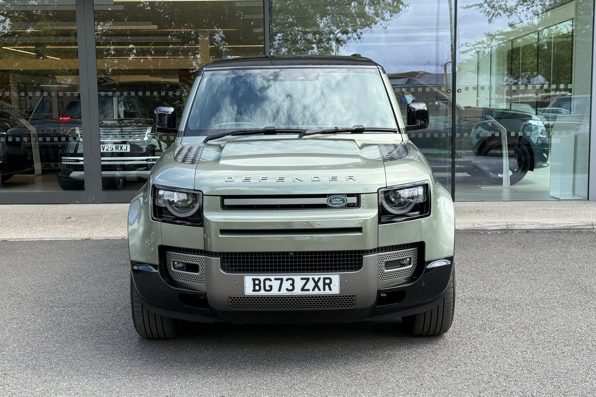 LAND ROVER DEFENDER thumbnail image number 6