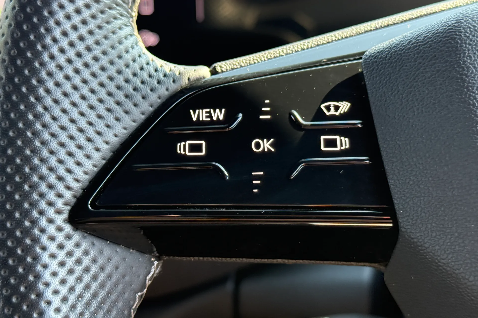 Audi Q5 thumbnail image number 32