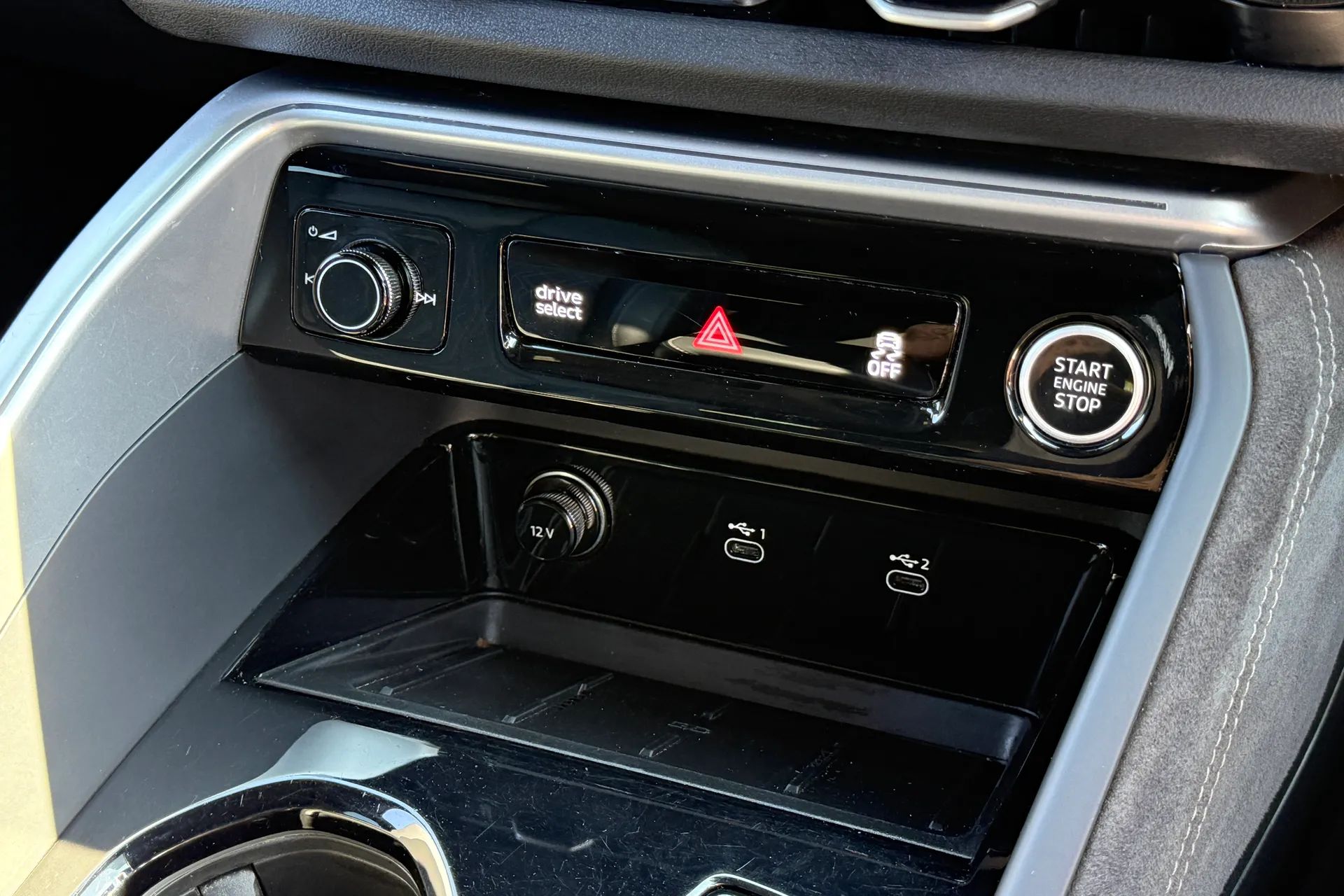 Audi Q5 thumbnail image number 25